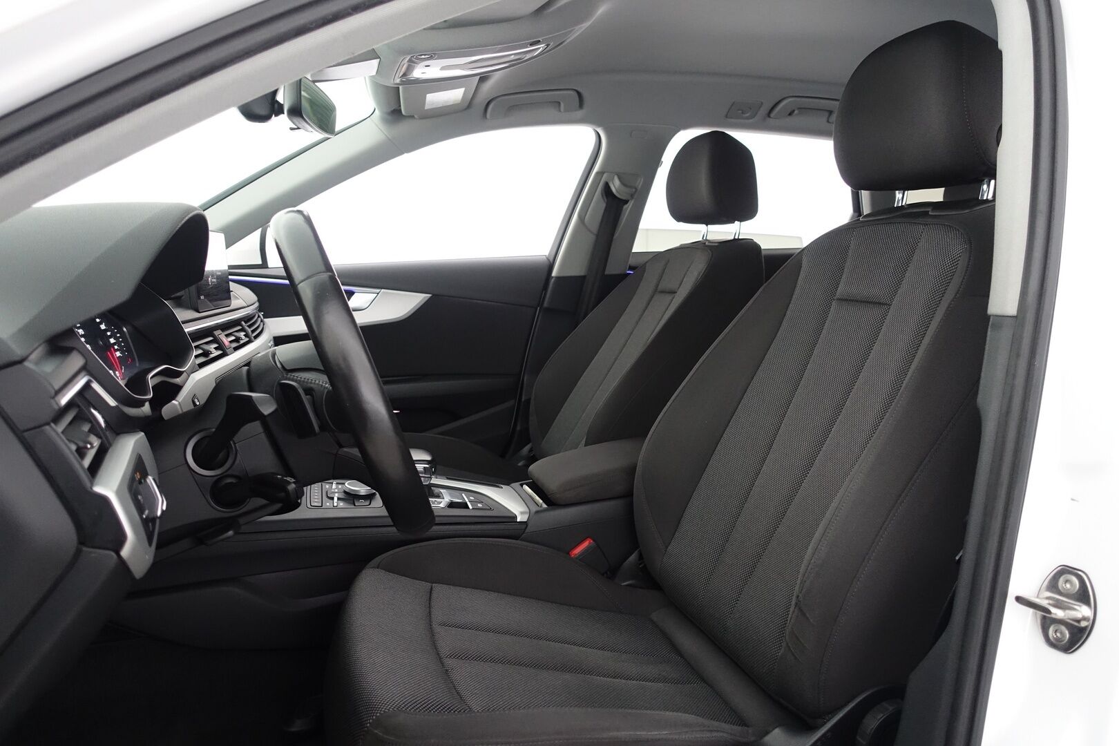 Audi A4 2016 Avant Land of quattro Edition 2,0 TDI 140 kW quattro S tronic
