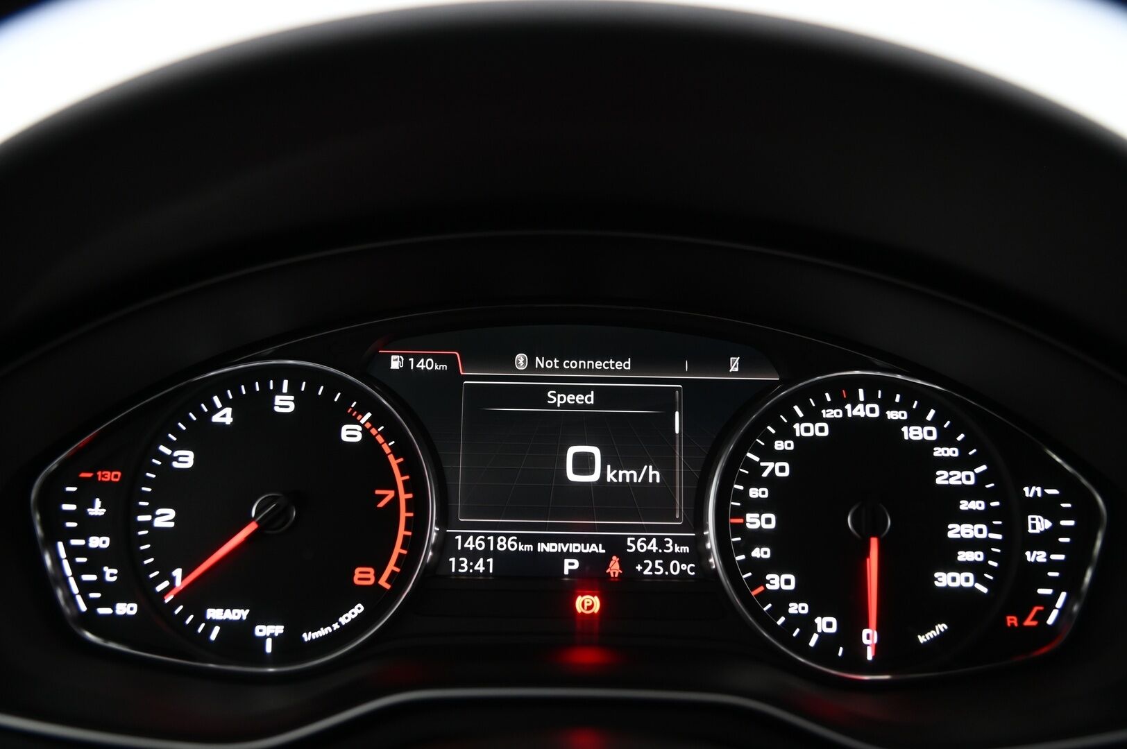 Audi A4 2016 Avant Land of quattro Sport Edition 2,0 TFSI 185 kW quattro S tronic *Vetokoukku / Tutkat / Vakkari* - *Suomi-auto / Näyttävä*