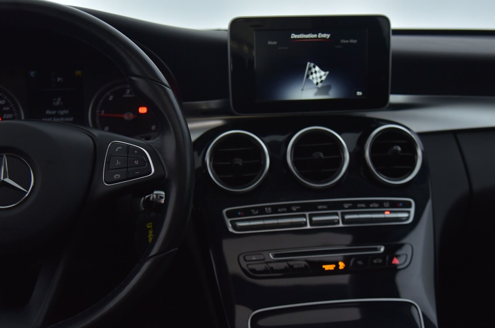 Mercedes-Benz C 2016 200 d A Premium Business *Webasto / Panoraama / Tutkat / LED / IHC+ / Vakkari * - * Mukaan kahdet ok kuntoiset renkaat alumiinivanteilla * - HULLUT JOULUT KORKOTARJOUS 2,49% 