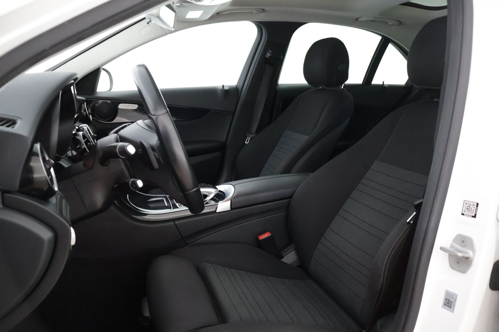 Mercedes-Benz C 2016 200 d A Premium Business *Webasto / Panoraama / Tutkat / LED / IHC+ / Vakkari * - * 2x renkaat aluvanteilla / Juuri huollettu*