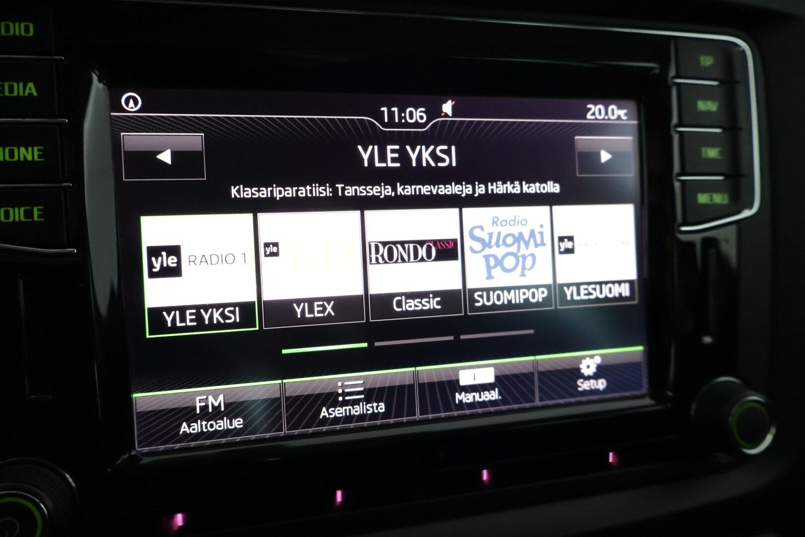 Skoda Yeti 2016 Outdoor 2,0 TDI 150 4x4 Style DSG Autom. * Koukku / Keyless / Lohko / Peruutuskamera * - * 2-.om Suomi-auto / 4x4 / 2x renkaat *
