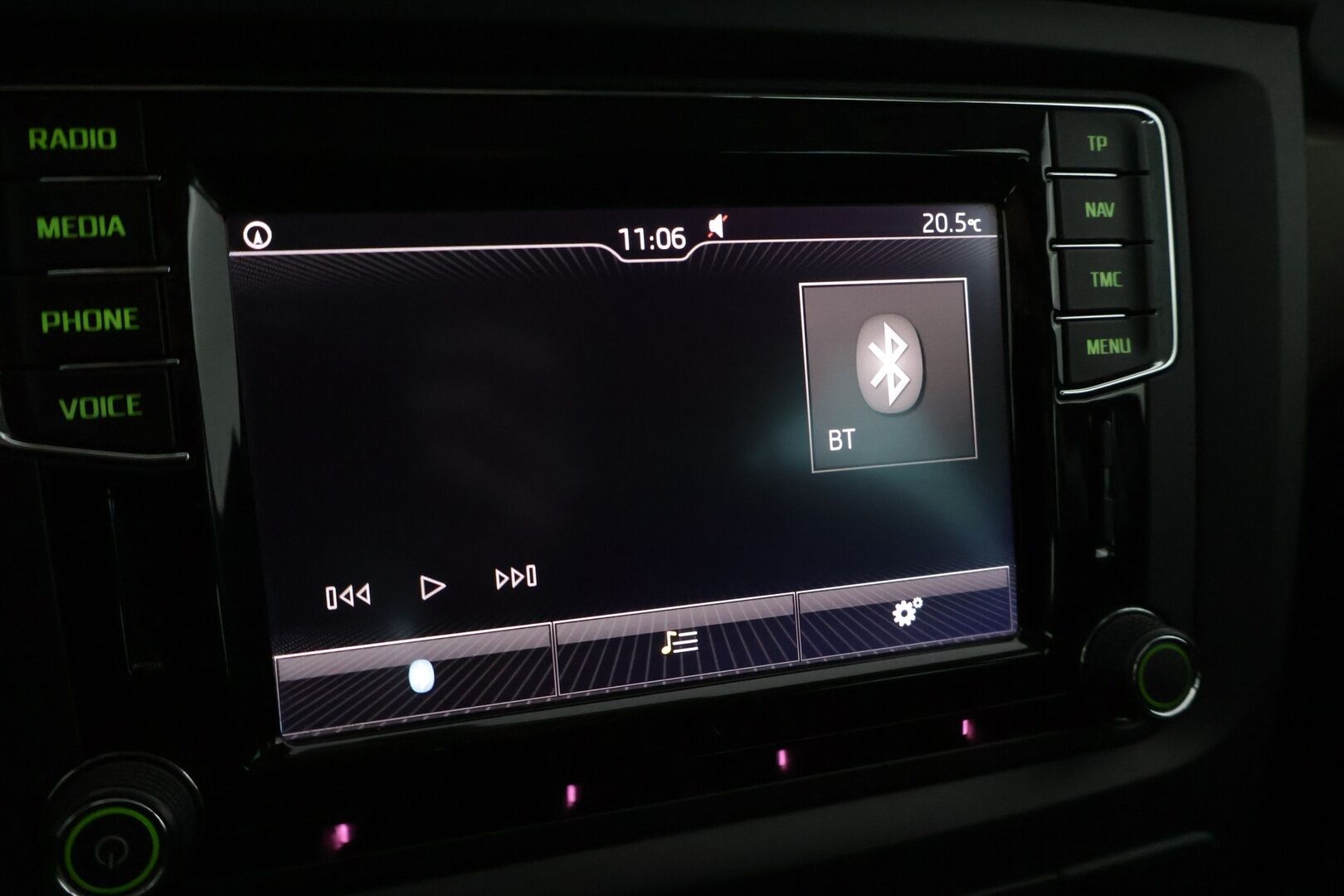 Skoda Yeti 2016 Outdoor 2,0 TDI 150 4x4 Style DSG Autom. * Koukku / Keyless / Lohko / Peruutuskamera * - * 2-.om Suomi-auto / 4x4 / 2x renkaat *