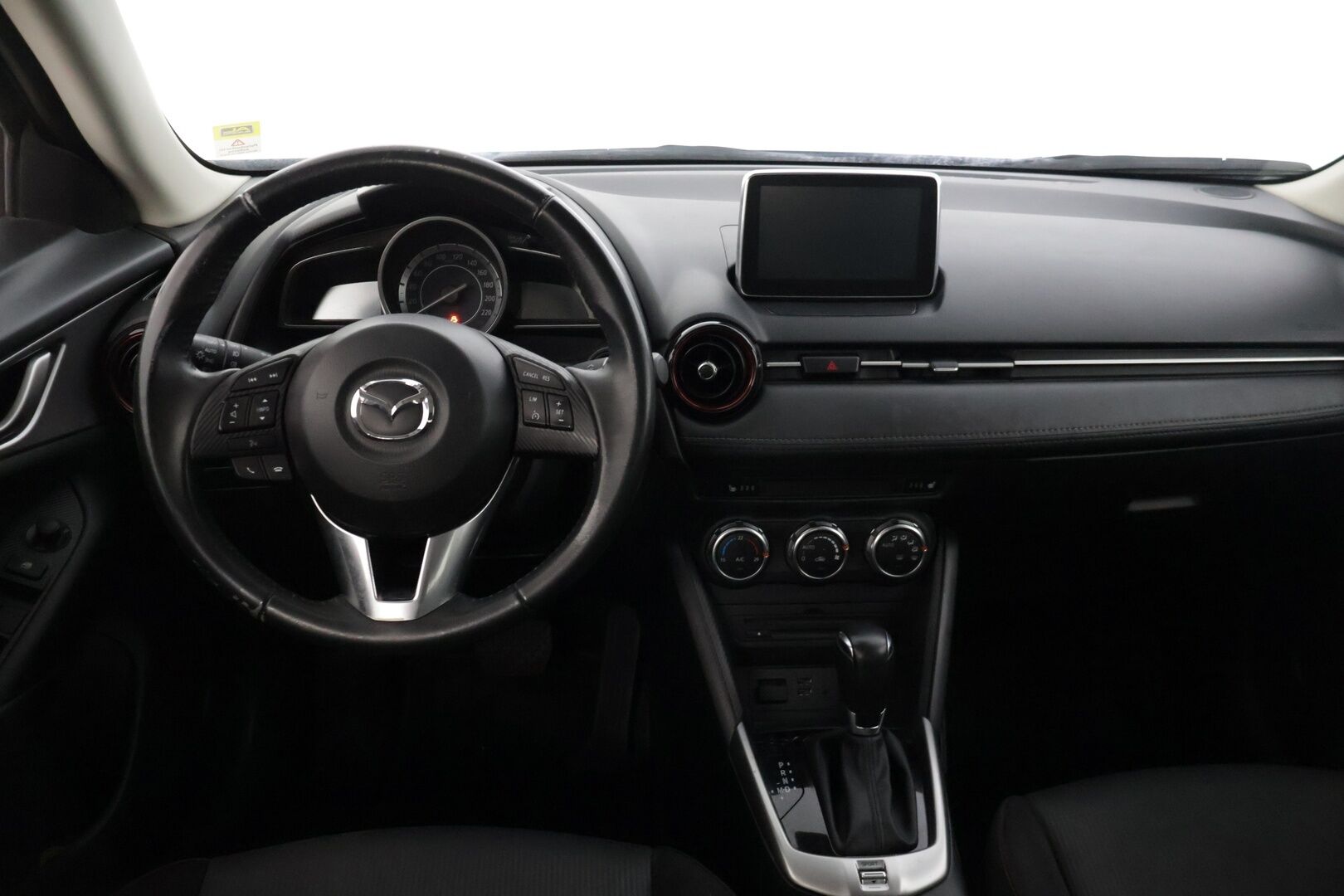 Mazda CX-3 2017 2,0 (120) SKYACTIV-G Optimum 6AT EC2O * Vetokoukku / Navi / Vakkari / Tutkat * - Juuri huollettu / Juuri katsastettu / 2x Renkaat