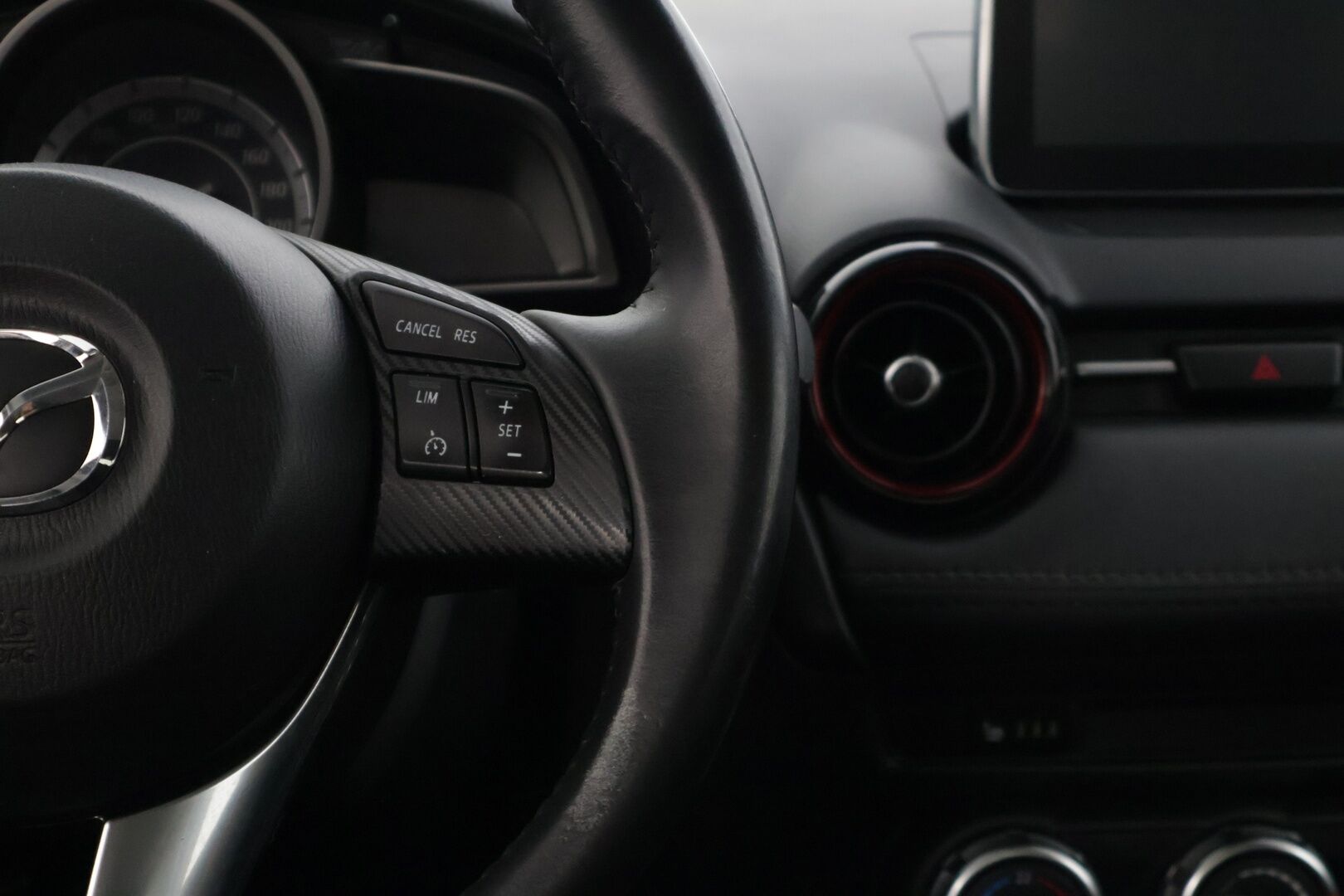 Mazda CX-3 2017 2,0 (120) SKYACTIV-G Optimum 6AT EC2O * Vetokoukku / Navi / Vakkari / Tutkat * - Juuri huollettu / Juuri katsastettu / 2x Renkaat