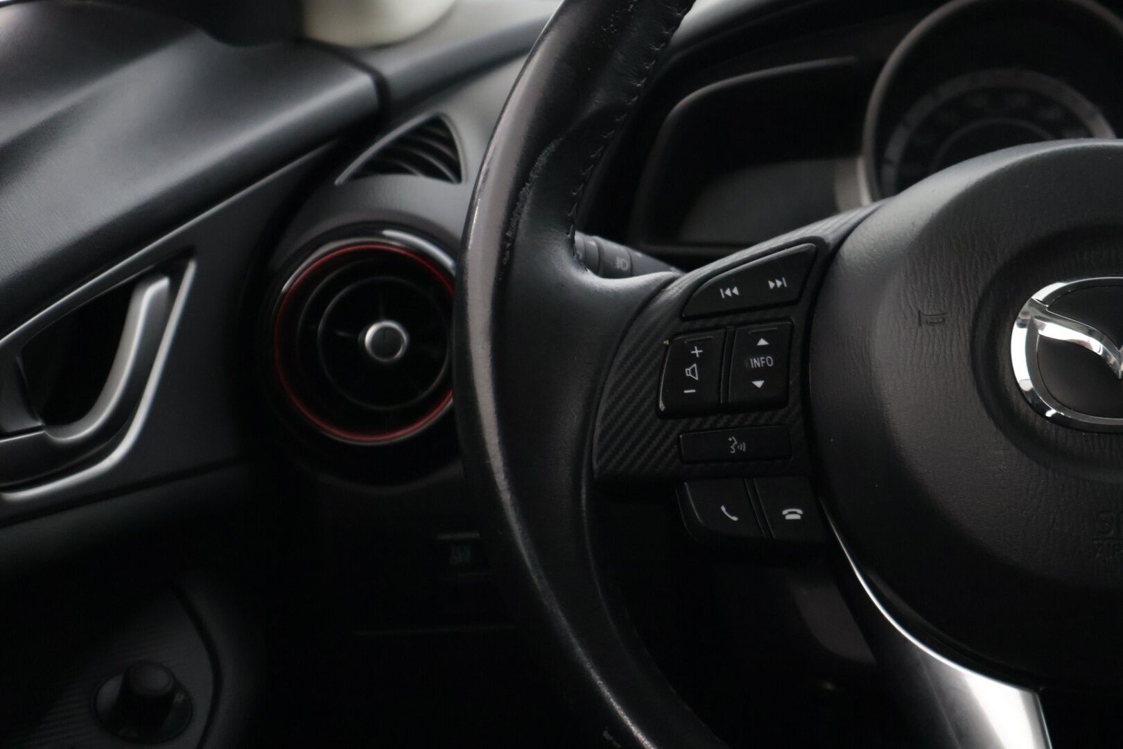 Mazda CX-3 2017 2,0 (120) SKYACTIV-G Optimum 6AT EC2O * Vetokoukku / Navi / Vakkari / Tutkat * - Juuri huollettu / Juuri katsastettu / 2x Renkaat