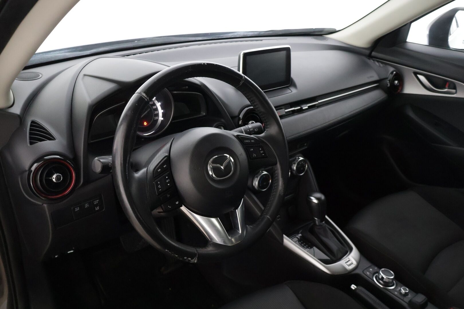 Mazda CX-3 2017 2,0 (120) SKYACTIV-G Optimum 6AT EC2O * Vetokoukku / Navi / Vakkari / Tutkat * - Juuri huollettu / Juuri katsastettu / 2x Renkaat