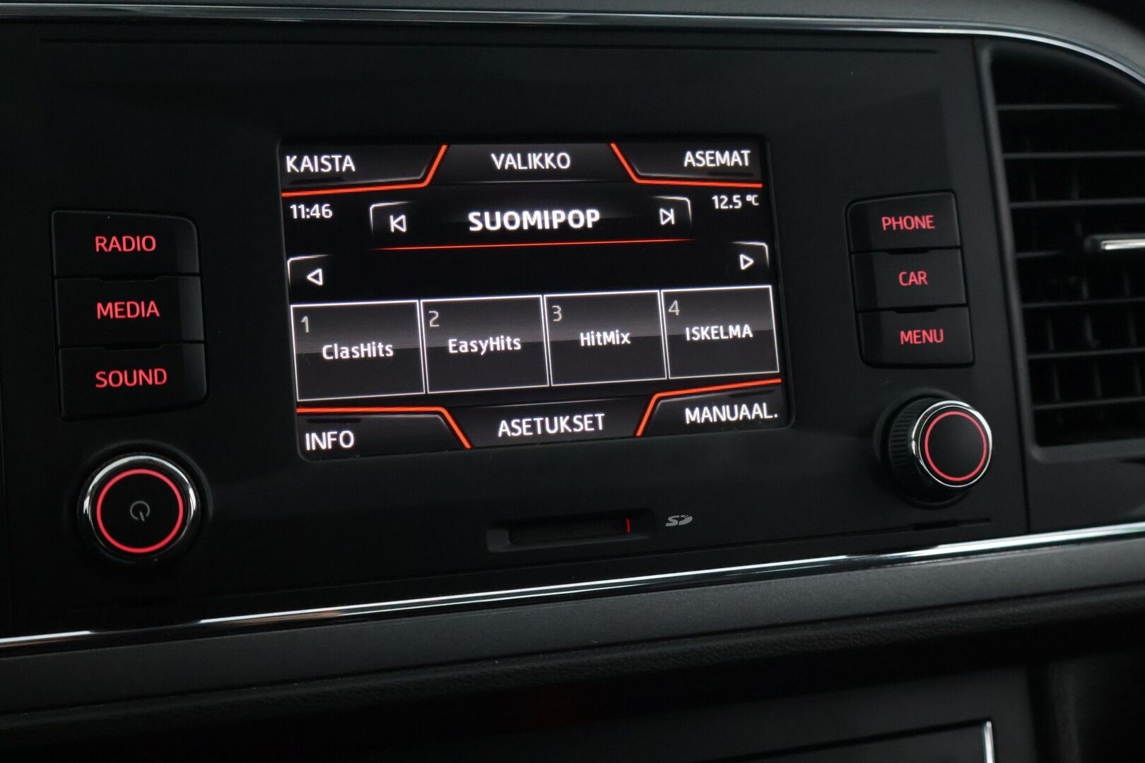 Seat Leon ST 2016 1,4 FR TSI 150 *Lohko / Tutkat / Bluetooth / FR* - Kahdet renkaat / Hyvät huollot! - HULLUT JOULUT KORKOTARJOUS 2,49% 