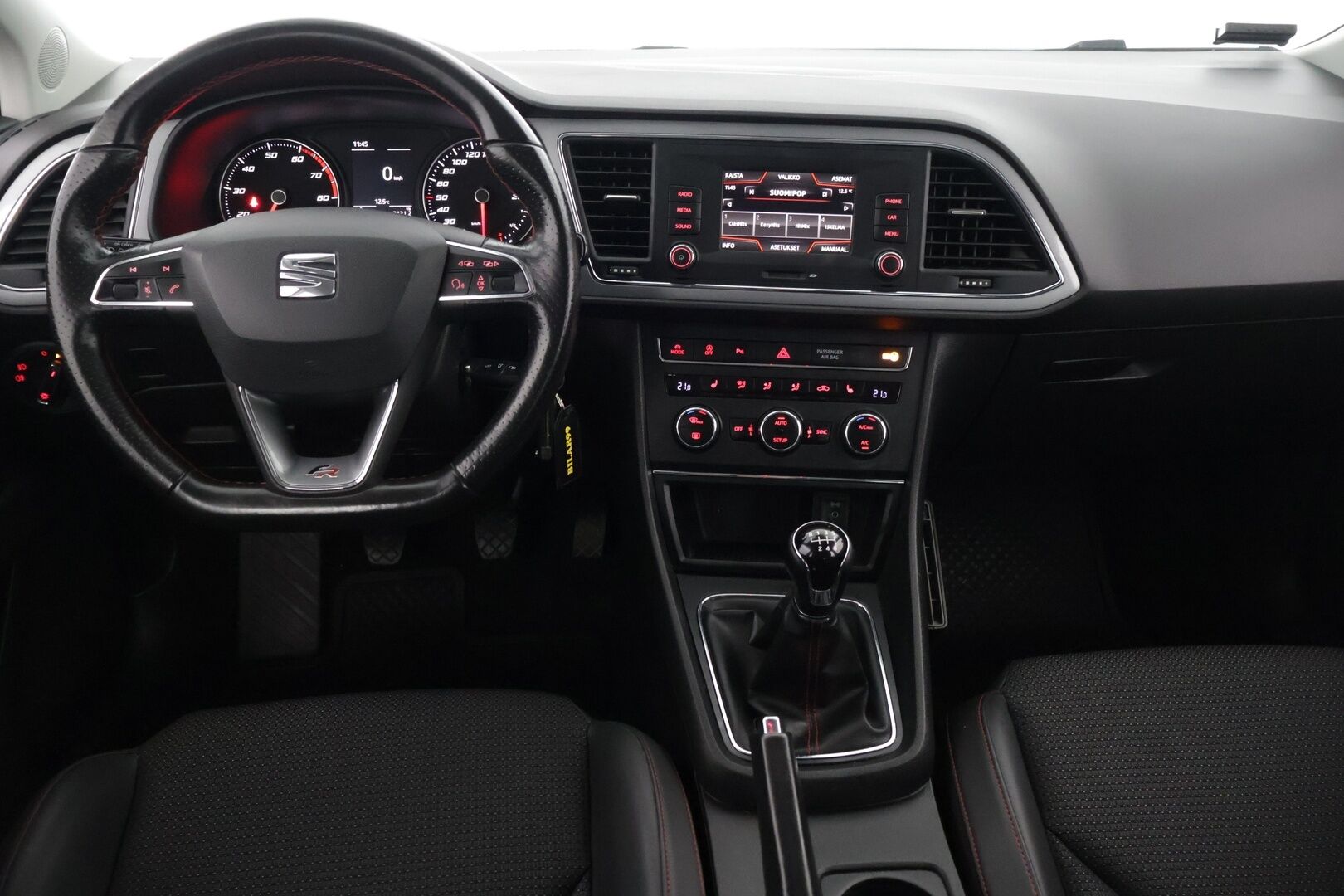 Seat Leon ST 2016 1,4 FR TSI 150 *Lohko / Tutkat / Bluetooth / FR* - Kahdet renkaat / Hyvät huollot! - HULLUT JOULUT KORKOTARJOUS 2,49% 