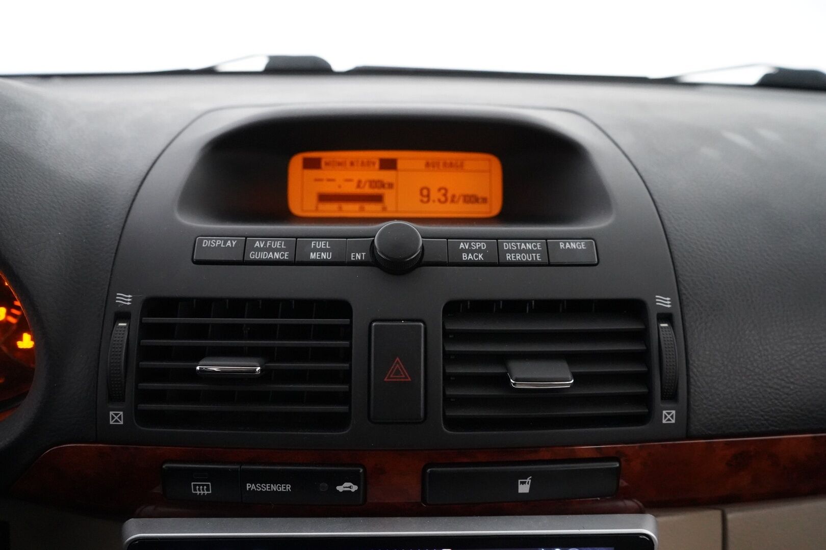 Toyota Avensis 2004 2.4 VVT-i Linea Sol Elegant Wagon aut *YritysOutlet - Myydään vain yrityksille* - Kahdet renkaat / Hyvät huollot / Ketju vaihdettu 2024 / Nahka sisusta