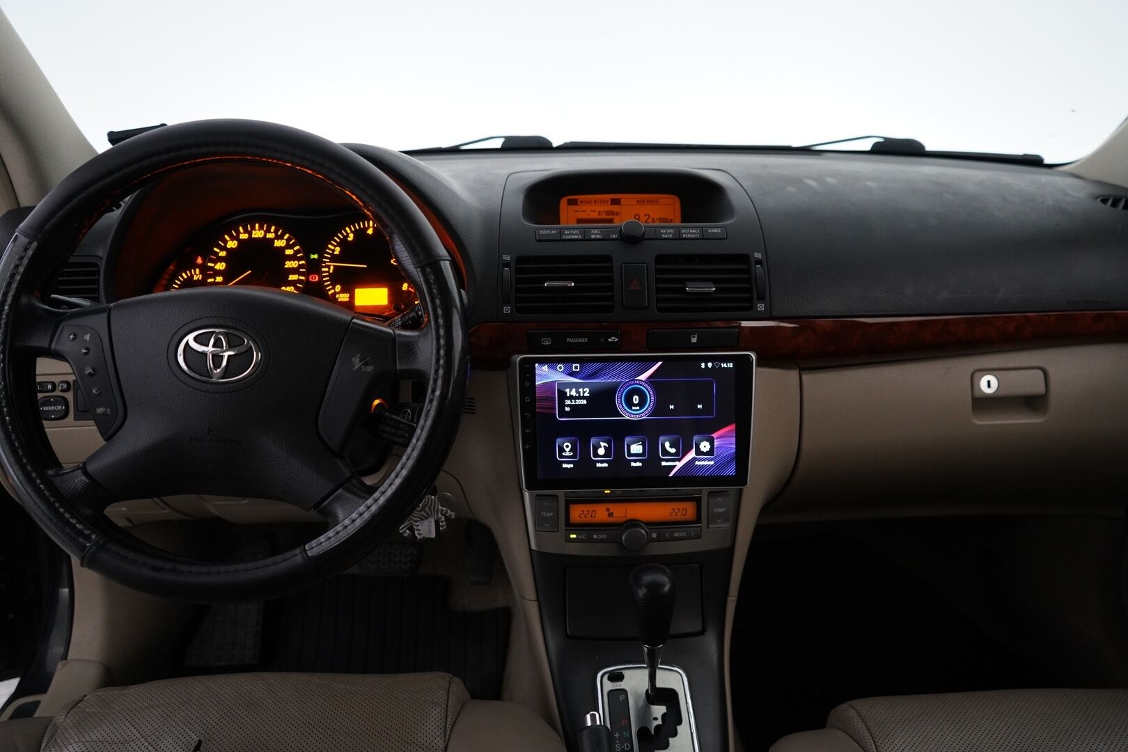 Toyota Avensis 2004 2.4 VVT-i Linea Sol Elegant Wagon aut *YritysOutlet - Myydään vain yrityksille* - Kahdet renkaat / Hyvät huollot / Ketju vaihdettu 2024 / Nahka sisusta