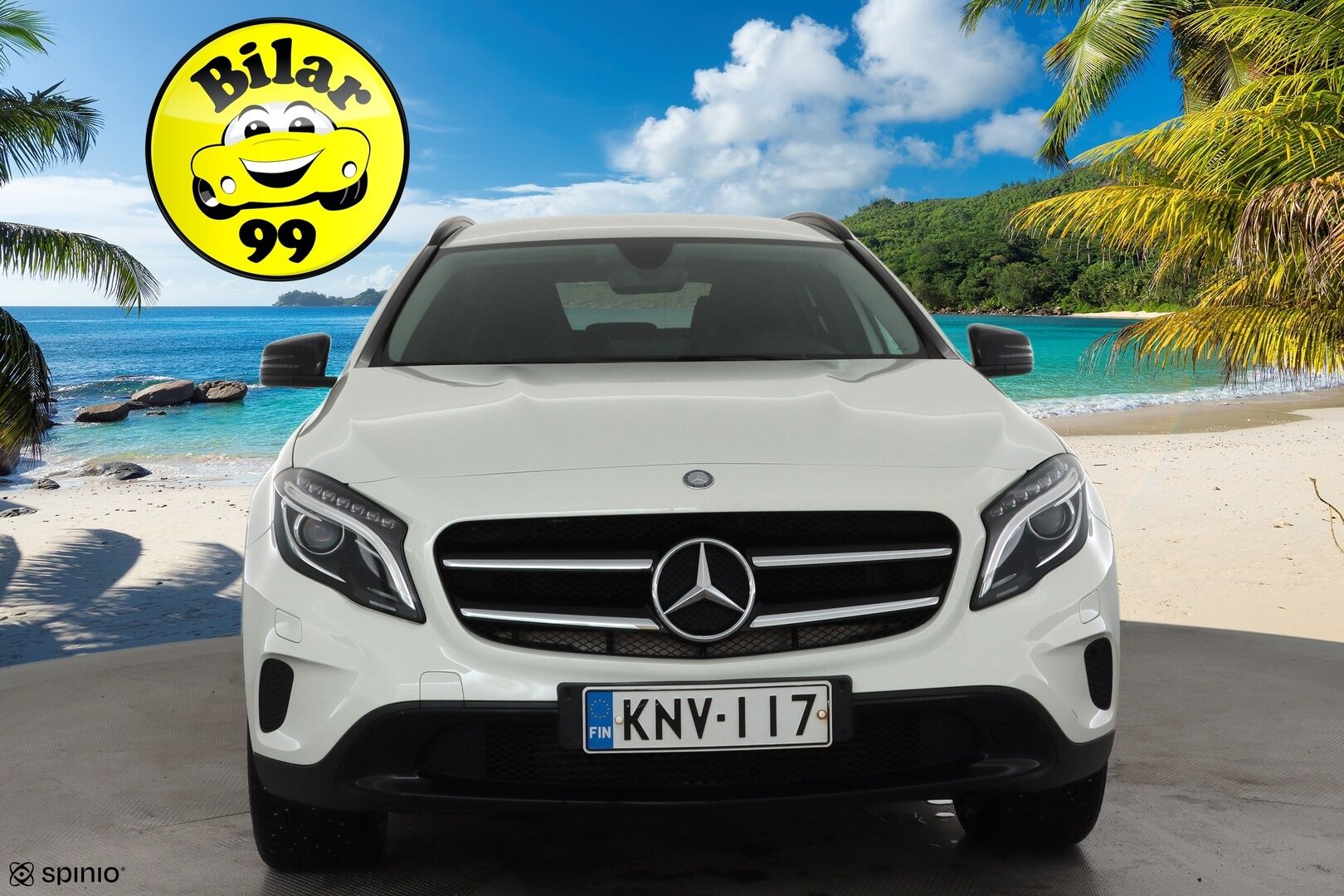 Mercedes-Benz GLA 2016 200 A Urban Off-Roader * Peruutuskamera / Bi-Xenon / Puolinahkasisusta / Bluetooth / Vakkari - Suomi-auto / Kahdet renkaat aluvanteilla / Night / Juuri tullut Tampereelle!