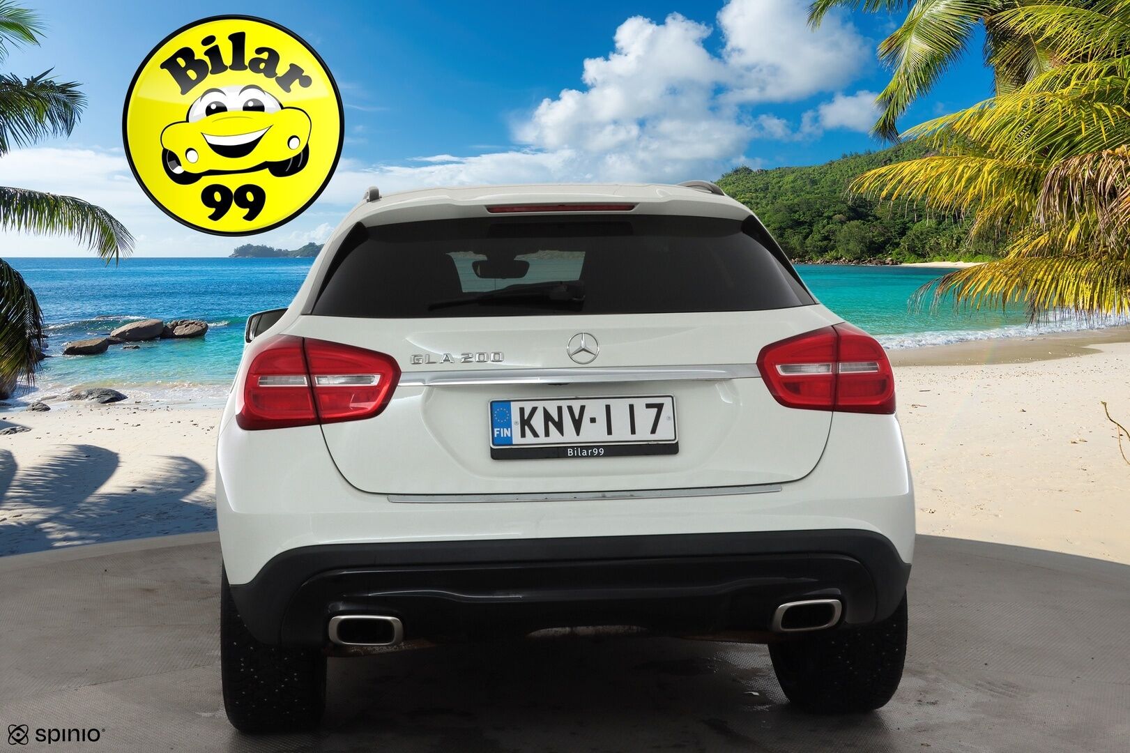 Mercedes-Benz GLA 2016 200 A Urban Off-Roader * Peruutuskamera / Bi-Xenon / Puolinahkasisusta / Bluetooth / Vakkari - Suomi-auto / Kahdet renkaat aluvanteilla / Night / Juuri tullut Tampereelle!