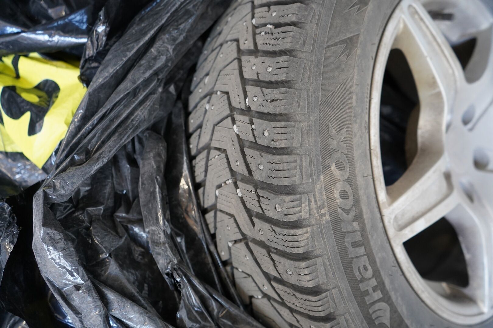 Peugeot 308 2016 SW Allure Edition PureTech 130 *Myydään huutokaupat.com sivustolla* - Suomi-auto / Jakopää tehty 09/2025 / Kahdet hyvät renkaat 