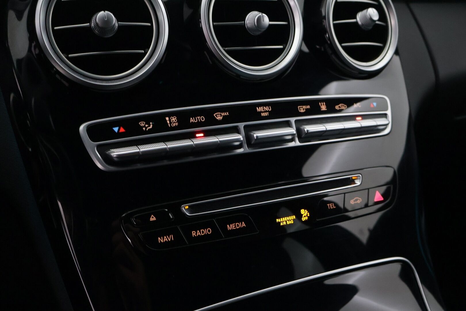 Mercedes-Benz C 2016 220 d 4Matic 30 Years Edition AMG *Webasto / 360Kamera / Nahkasisusta / Burmester / Adapt. LED* - *Kahdet asialliset renkaat / Fiksut huollot!!*