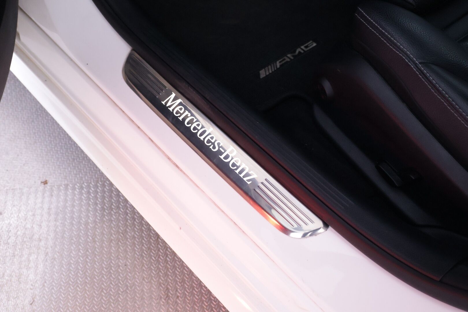 Mercedes-Benz C 2016 220 d 4Matic 30 Years Edition AMG *Webasto / 360Kamera / Nahkasisusta / Burmester / Adapt. LED* - *Kahdet asialliset renkaat / Fiksut huollot!!*