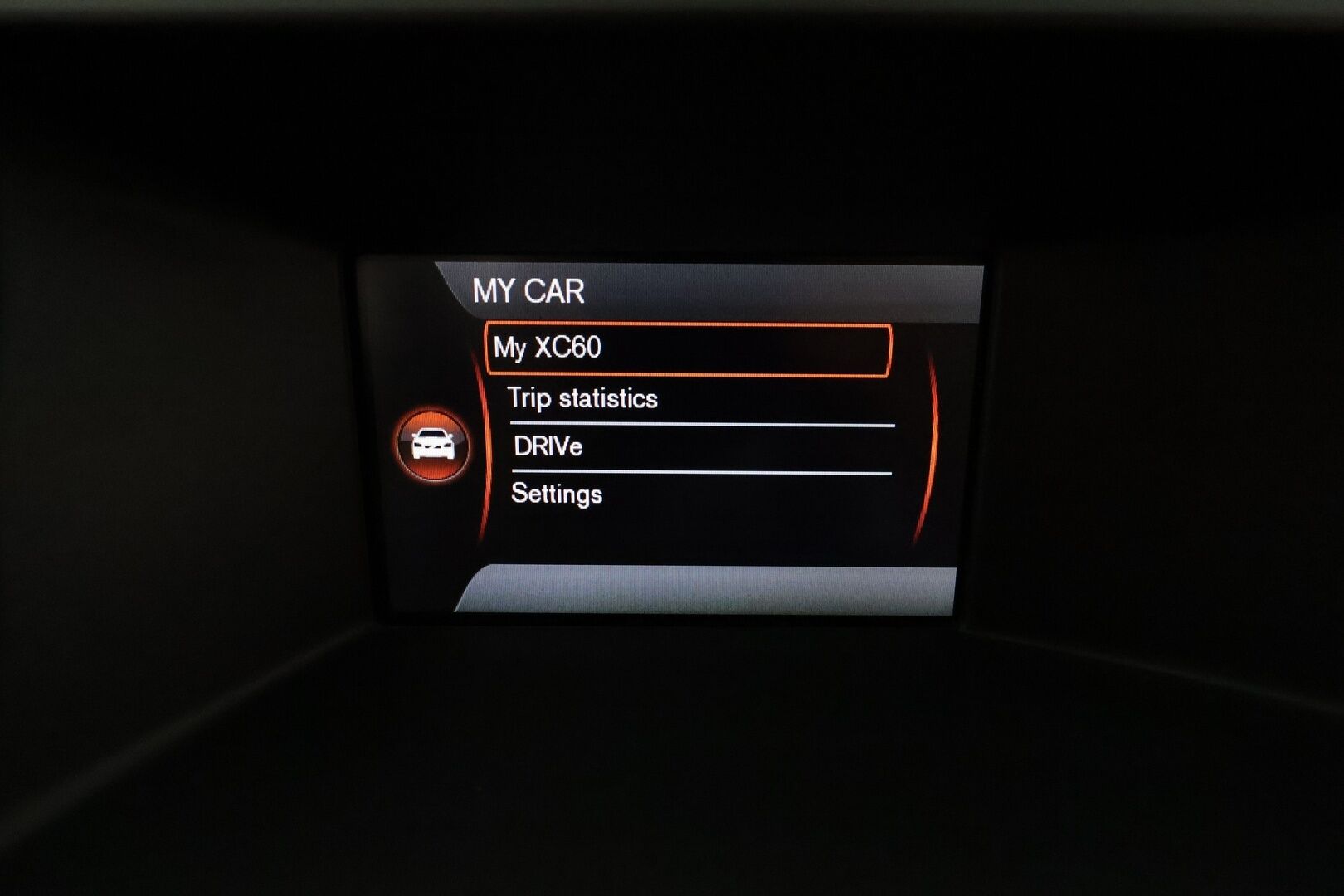 Volvo XC60 2015 T5 Momentum aut **Suomi-auto / Facelift / Xenon / P.Tutkat / Puolinahat / Vakkari** - Kahdet Renkaat