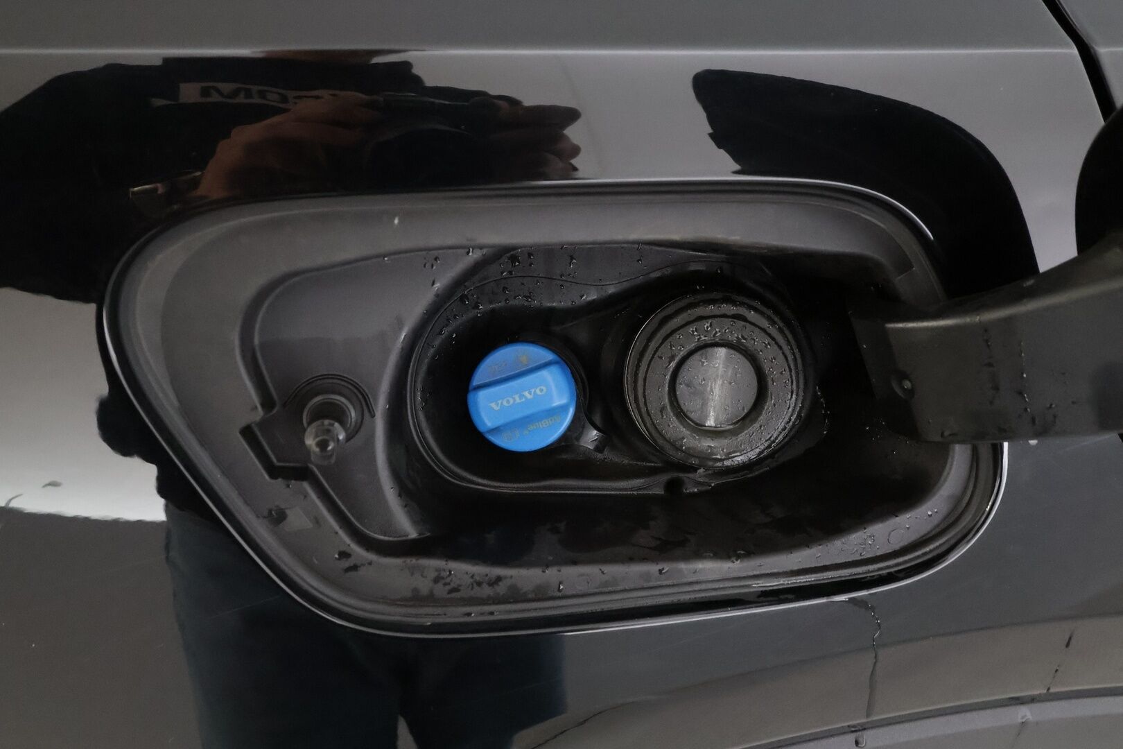 Volvo XC40 2019 D4 AWD Business R-Design aut * ACC / P.kamera / H&K / Webasto / Full LED / Panorama / KeylessGo / Muistipenkki * - 1.Om Suomi-auto / Kahdet Nokian renkaat OEM Vanteilla / Merkkihuollettu / Jakohihna vaihdettu