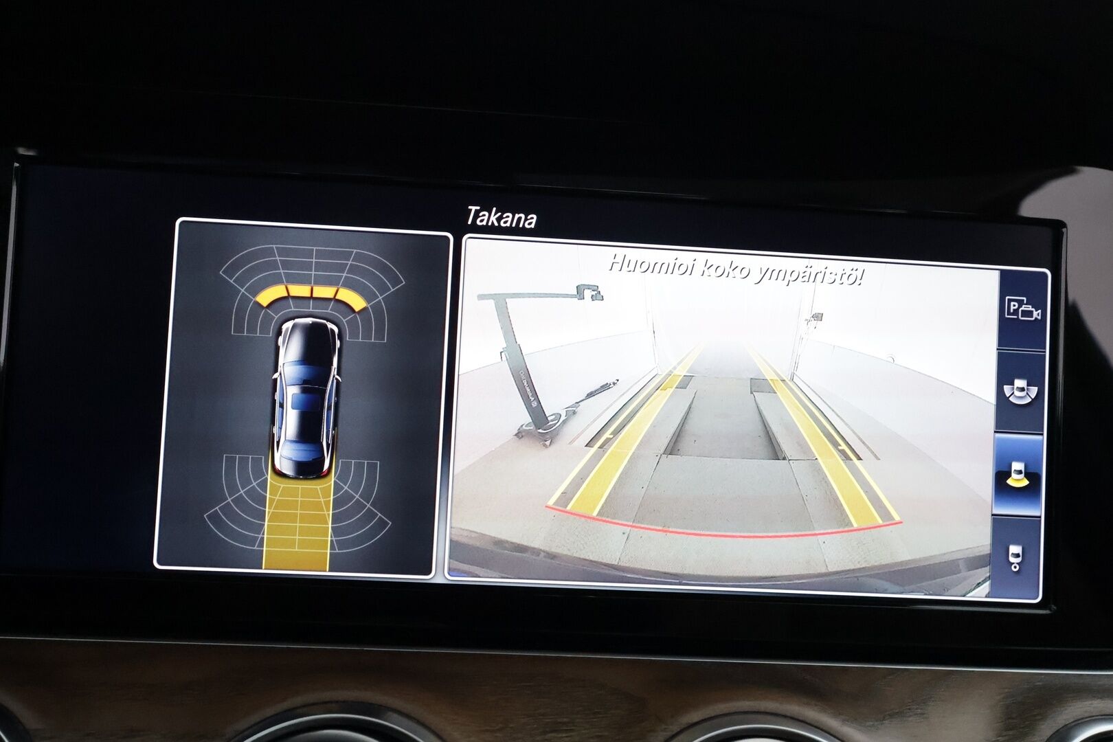 Mercedes-Benz E 2018 220 d A Business Avantgarde - | Ruskeat puolinahat | Merkkihuollot | P.kamera | Ambient light | Sporttipenkit | Navi | LED | Vakkari | Lohko+sisähaara | 2x renkaat |