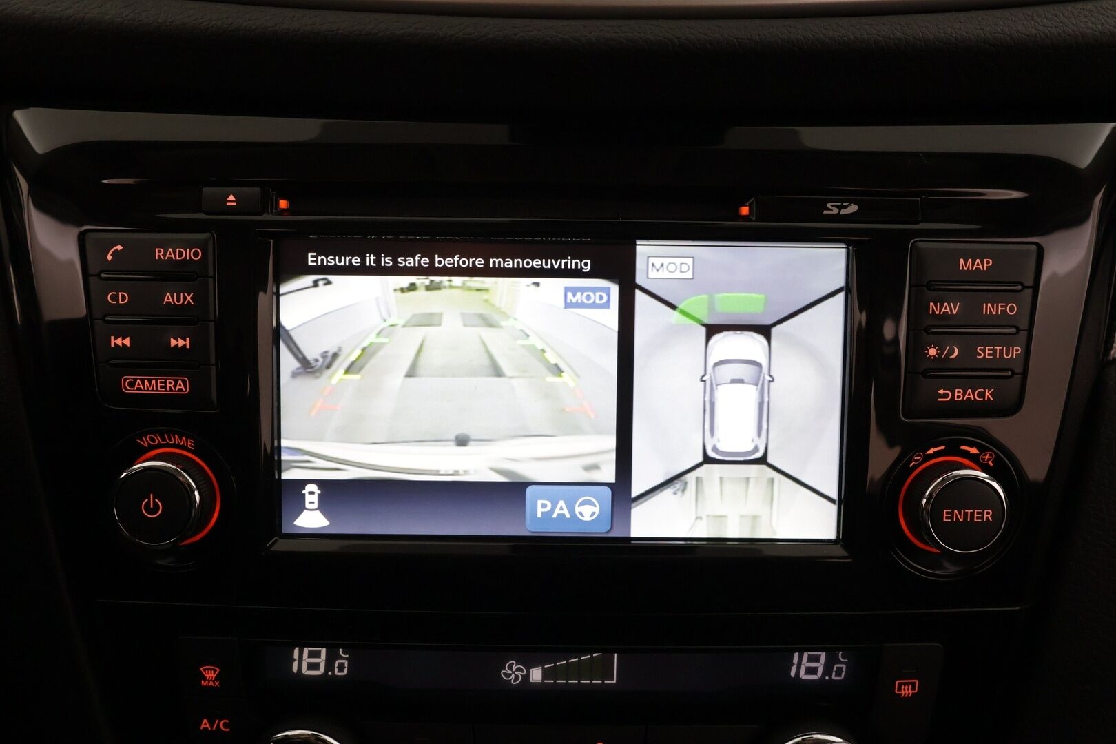 Nissan X-Trail 2017 dCi 130 Tekna 4WD 6 MT * Sisätilanlämmitin / Kaistavahti / Navi / Katveavustin / 360° / LED / Koukku / Nahkaverhoilu * - KeylessGO / Suomi-auto - HULLUT BLACKWEEK JATKOT - KORKOTARJOUS 2,49%