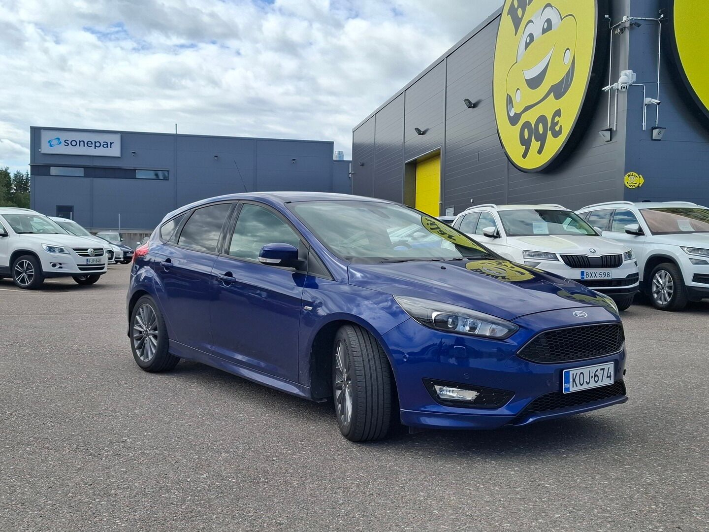 Ford Focus 2017 1,0 EcoBoost 125 hv Start/Stop A6 ST-Line *Vakkari / Lohko / P.kamera / Läm tuulilasi* - * Juuri huollettu / 2x Hyvät renkaat* 