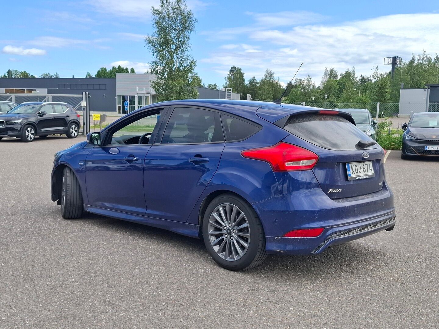 Ford Focus 2017 1,0 EcoBoost 125 hv Start/Stop A6 ST-Line *Vakkari / Lohko / P.kamera / Läm tuulilasi* - * Juuri huollettu / 2x Hyvät renkaat* 