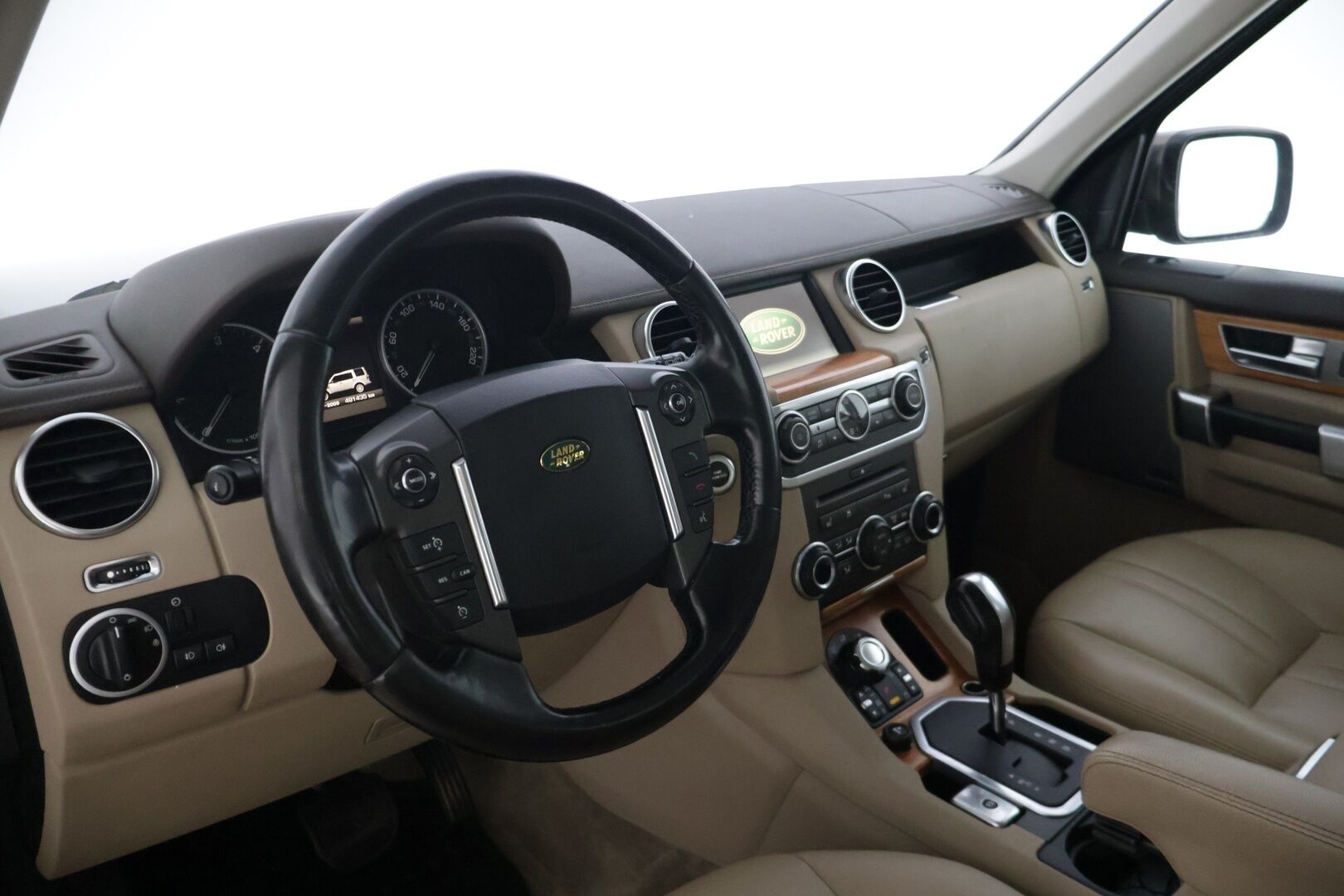 Land Rover Discovery 2010 4 3,0 TDV6 HSE Aut - | Tämä auto myydään YritysOutlet -valikoimasta vain yritykselle | Webasto | P. Kamera | Sähköpenkit | Kuljettajan penkki Muistilla | Vaalea nahkasisusta | Vetokoukku | Navi | Bi-Xenon | 7-paikkainen |