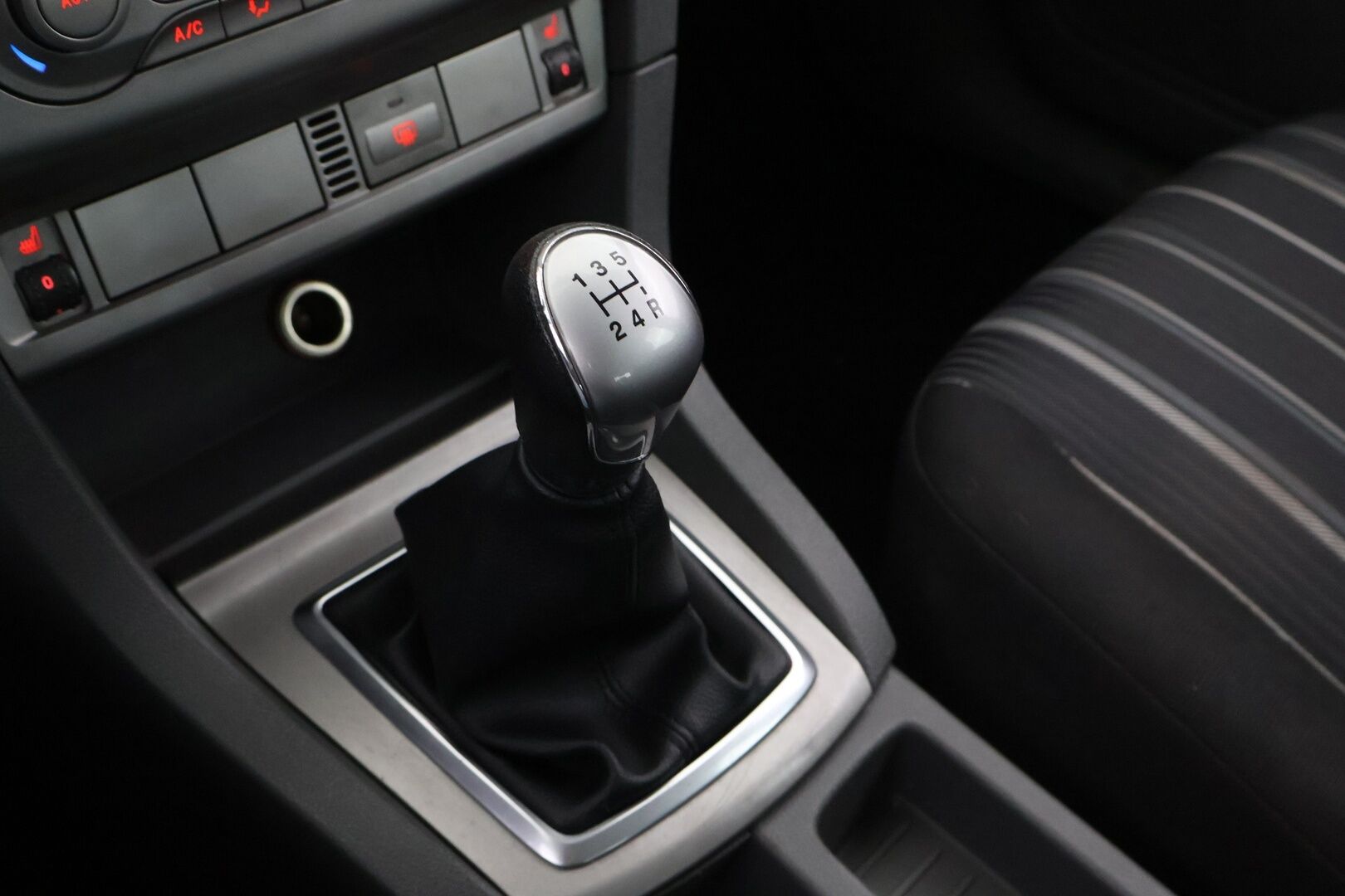 Ford Focus 2009 1,6 TDCi 90hv ECOnetic M5 Wagon - YritysOutlet - Myydään vain yrityksille - - YritysOutlet - Myydään vain yrityksille