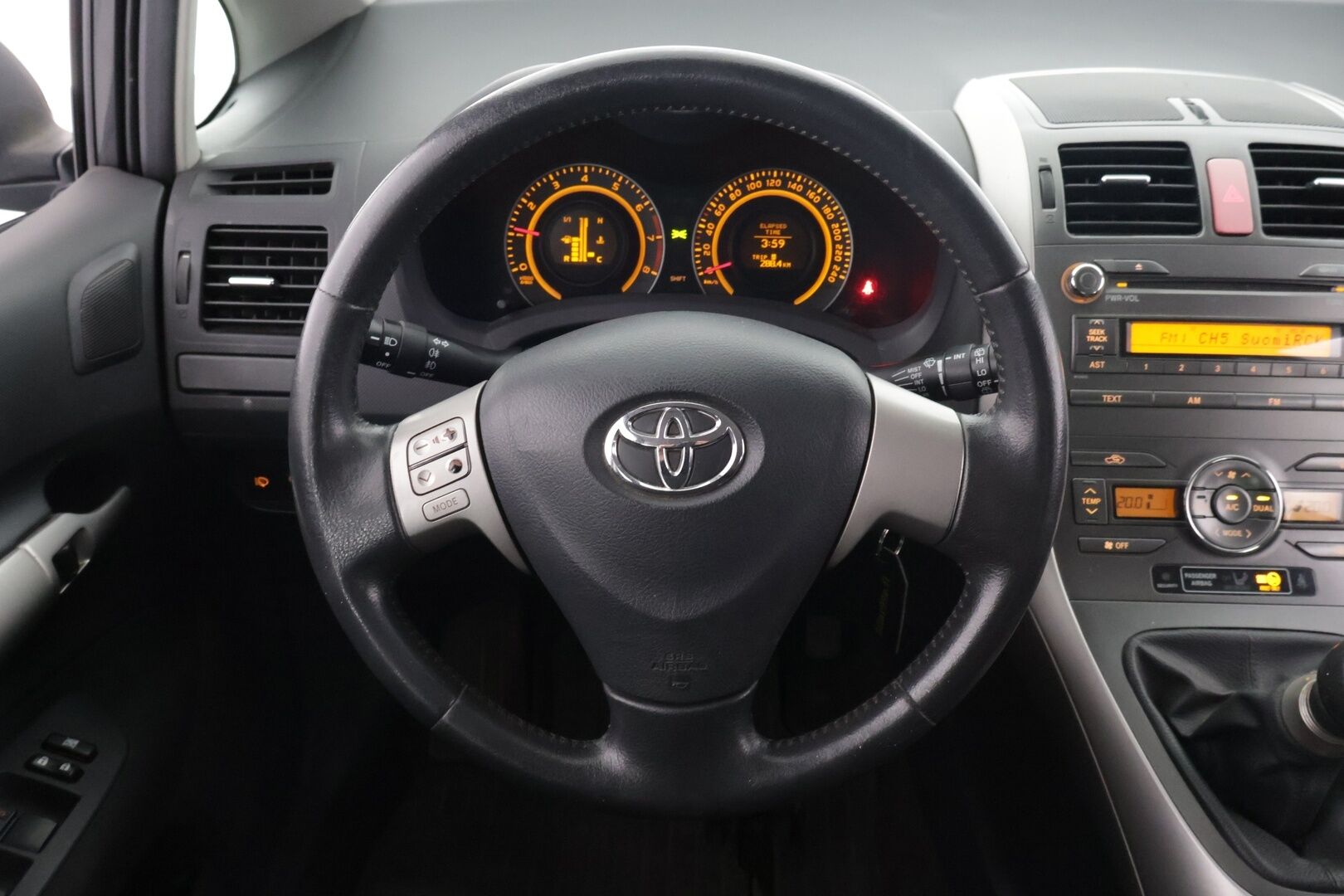 Toyota Auris 2007 Dual VVT-i Linea Sol 5ov - */ MYYDÄÄN HUUTOKAUPAT.COM / Suomi-auto / Ilmastointi / Lohko / Huoltokirja / 2x renkaat /*