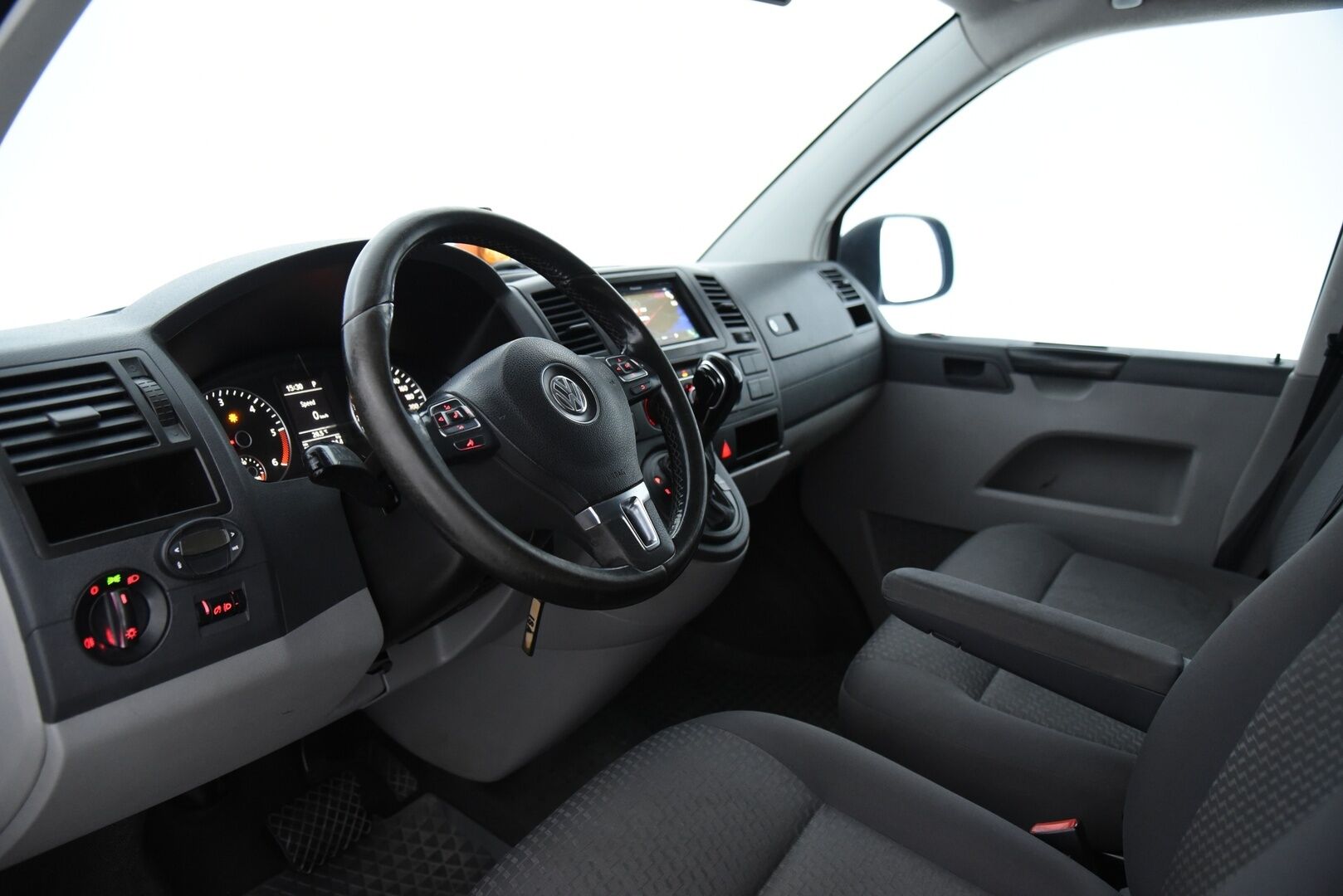 Volkswagen Transporter 2010 umpipakettiauto pitkä 2,0 TDI 103 kW DSG / Myydään huutokaupat.com:ssa! - Myydään vain Huutokaupat.com:ssa!