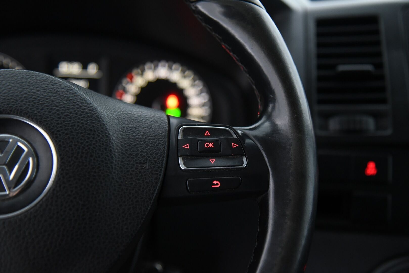 Volkswagen Transporter 2010 umpipakettiauto pitkä 2,0 TDI 103 kW DSG / Myydään huutokaupat.com:ssa! - Myydään vain Huutokaupat.com:ssa!