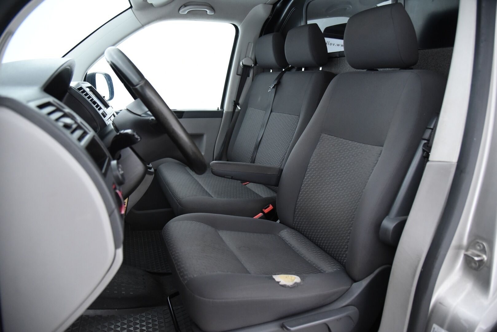 Volkswagen Transporter 2010 umpipakettiauto pitkä 2,0 TDI 103 kW DSG / Myydään huutokaupat.com:ssa! - Myydään vain Huutokaupat.com:ssa!