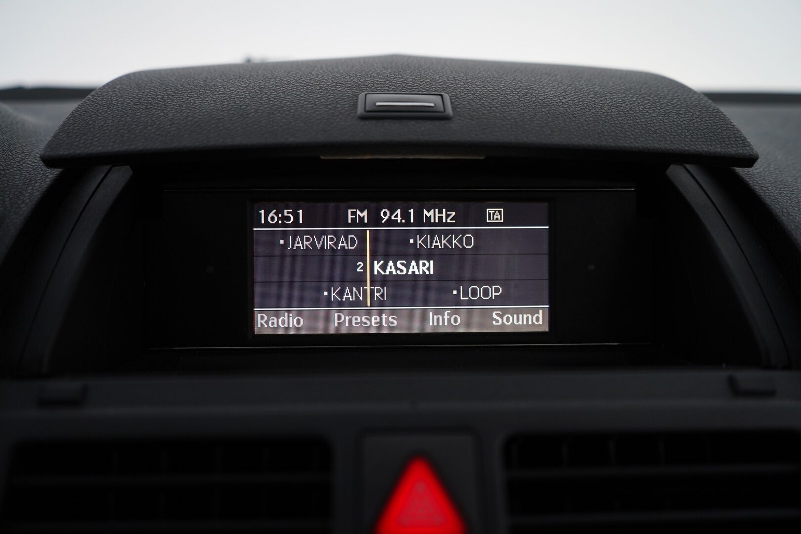 Mercedes-Benz C 2009 220 CDI BE A Premium Business - Suomi- auto | Viimeisin huolto 197tkm | Kahdet renkaat aluvantein | Vakkari | Tutkat | Lohkolämmitin | Puolinahkasisusta