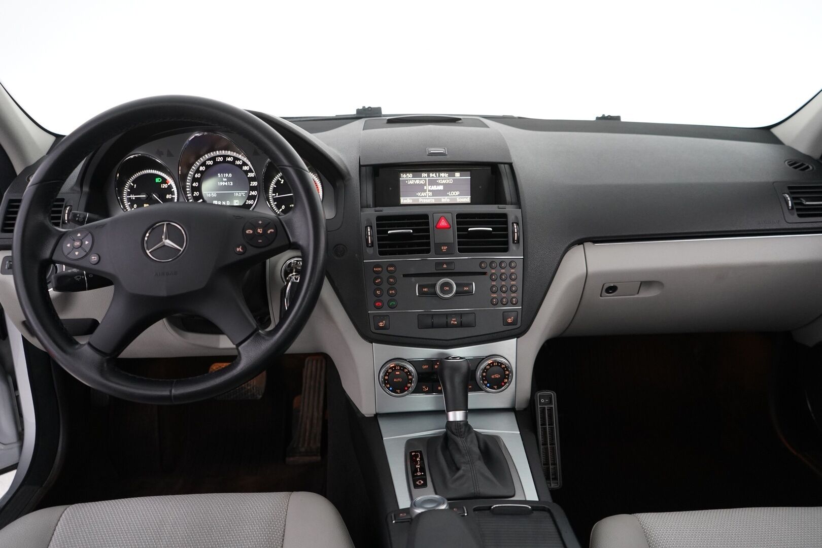 Mercedes-Benz C 2009 220 CDI BE A Premium Business - Suomi- auto | Viimeisin huolto 197tkm | Kahdet renkaat aluvantein | Vakkari | Tutkat | Lohkolämmitin | Puolinahkasisusta