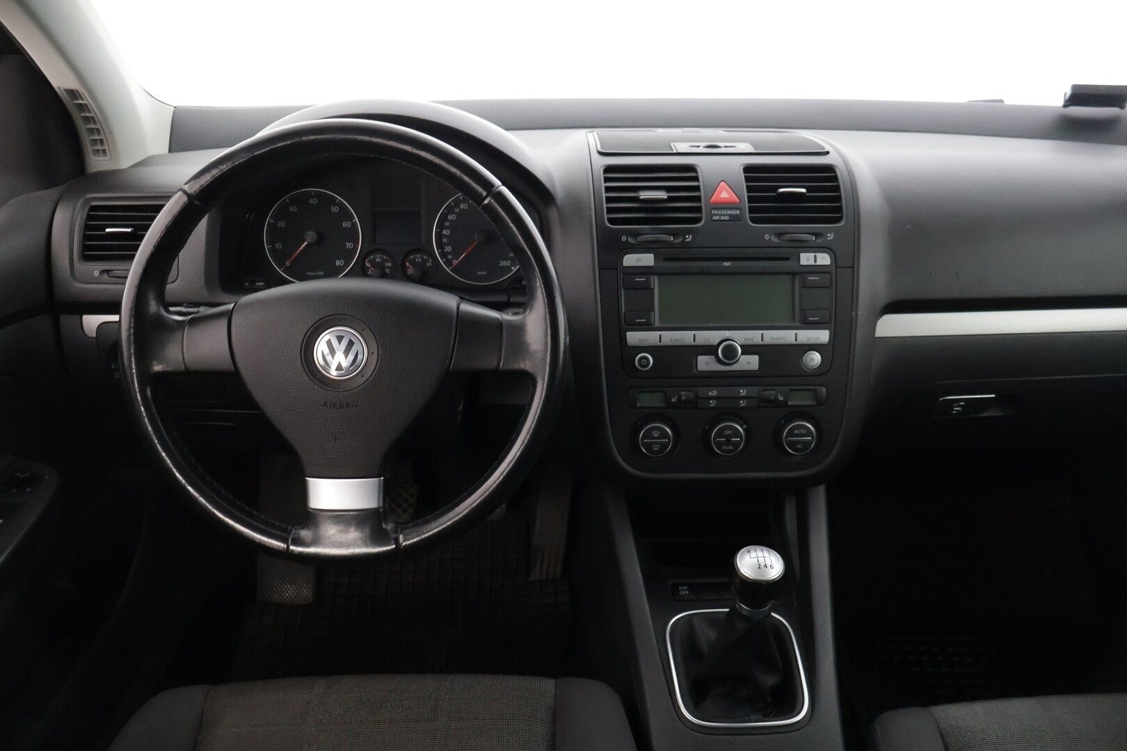 Volkswagen Golf 2007 Comfortline 1,6 FSI 85 kW 4d * - YritysOutlet - Myydään vain yrityksille - * Tämä auto myydään YritysOutlet -valikoimasta vain yritykselle *