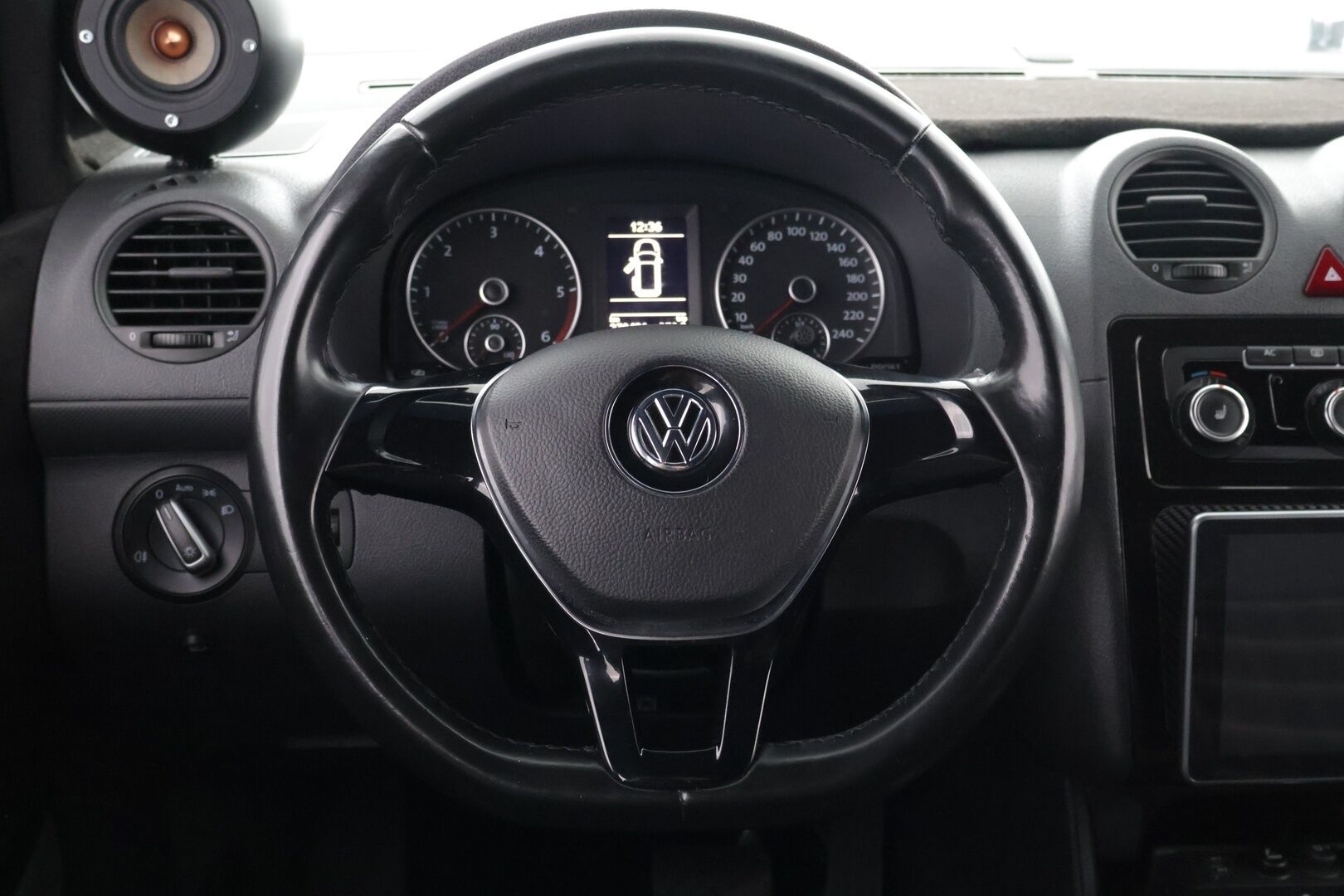 Volkswagen Caddy 2012 Trendline 1,6 TDI 75 kW DSG - | Juuri katsastettu | Vakkari | Hifit | Koukku | Sporttipenkit | MOMO vanteet | LED-Lisävalo