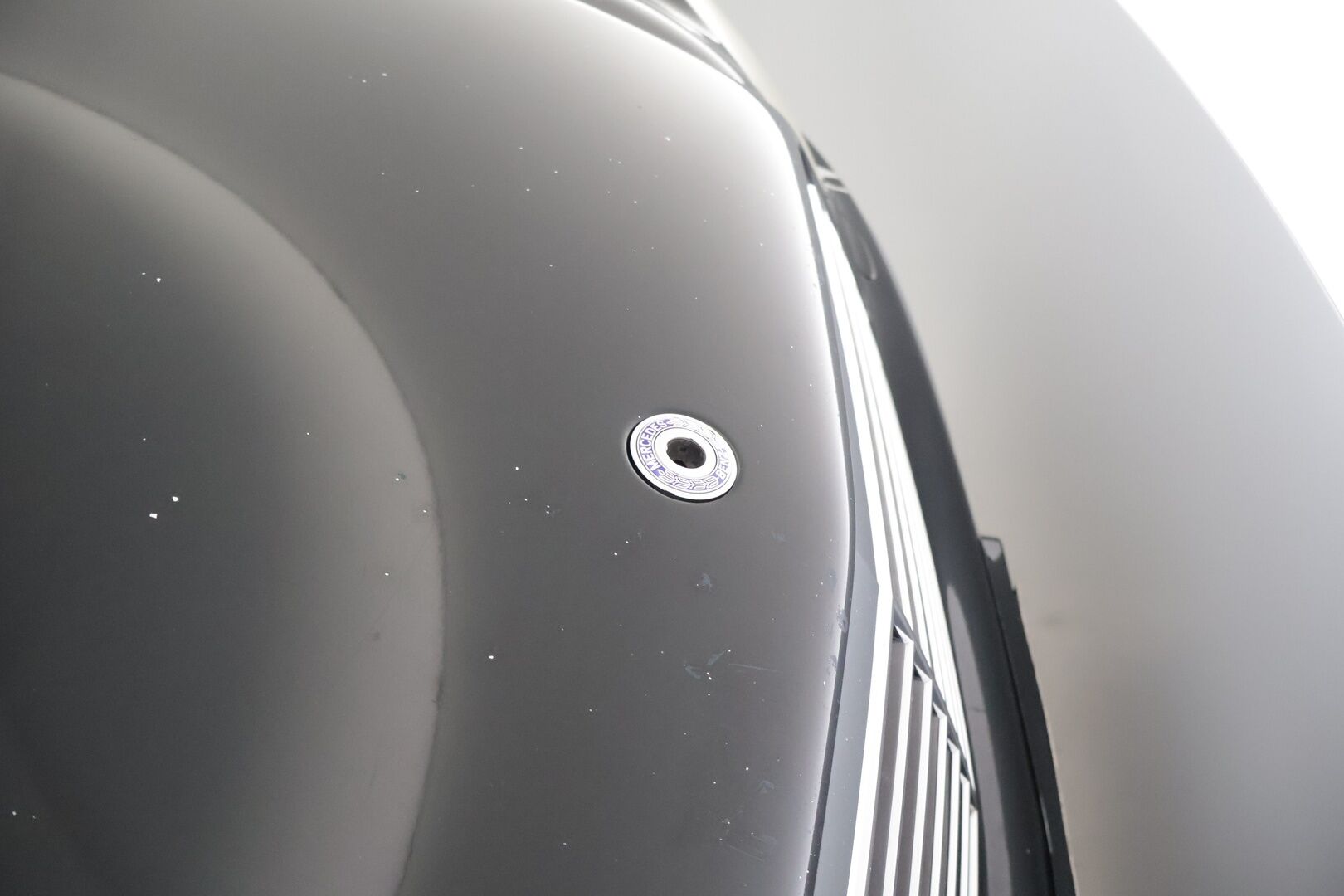 Mercedes-Benz E 2004 320 CDI A Avantgarde T * HUIPPUVARUSTELTU / ILMASTOIDUT NAHKAPENKIT / HARMAN KARDON / VAKKARI * YritysOutlet - Myydään vain yrityksille * - Tämä auto myydään YritysOutlet -valikoimasta vain yritykselle