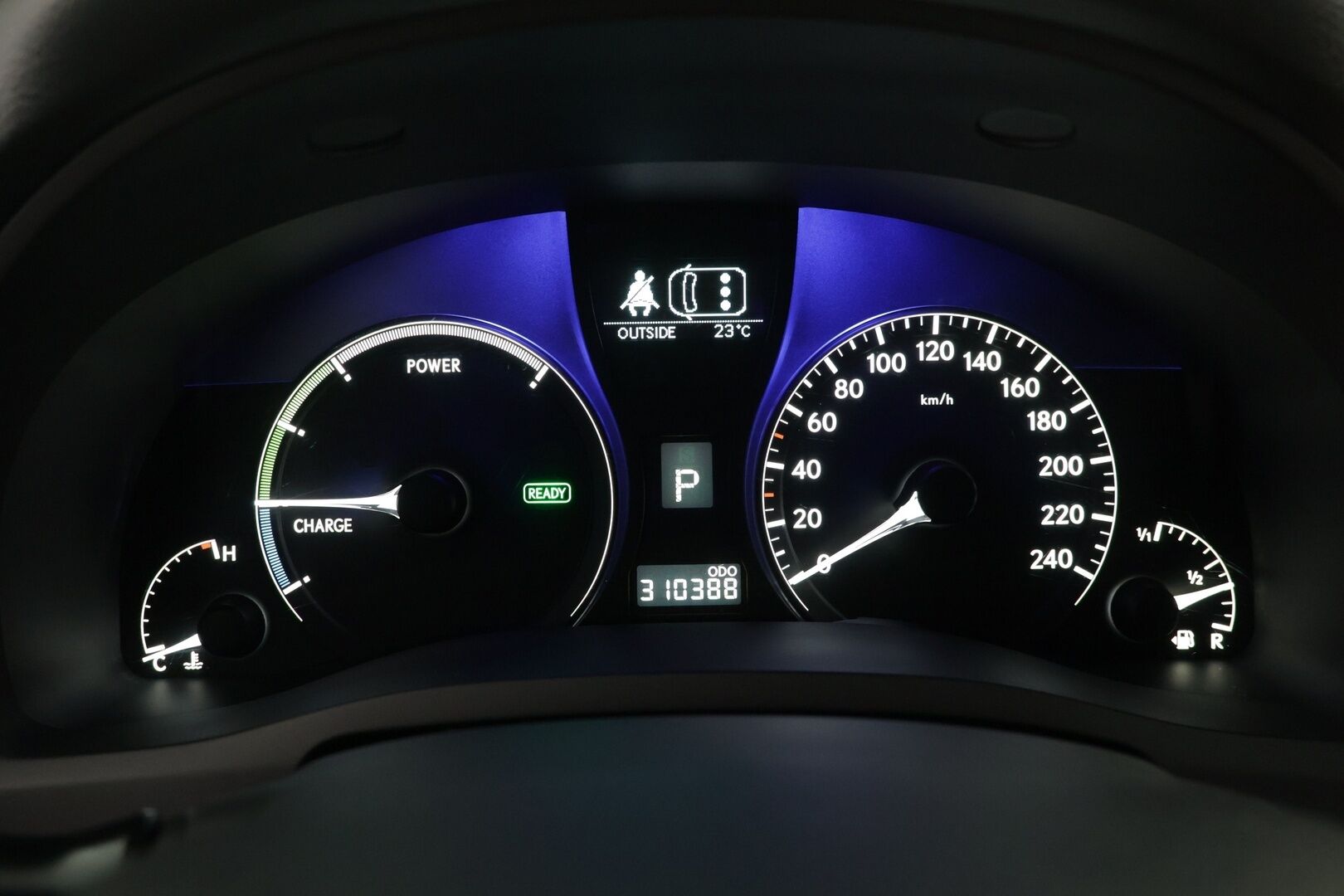 Lexus RX 2012 450h Hybrid 4WD A Executive - | Vakkari! | Muistipenkit! | Koukku! | P-Kamera! | Tutkat! | Huippusiisti yksilö! |