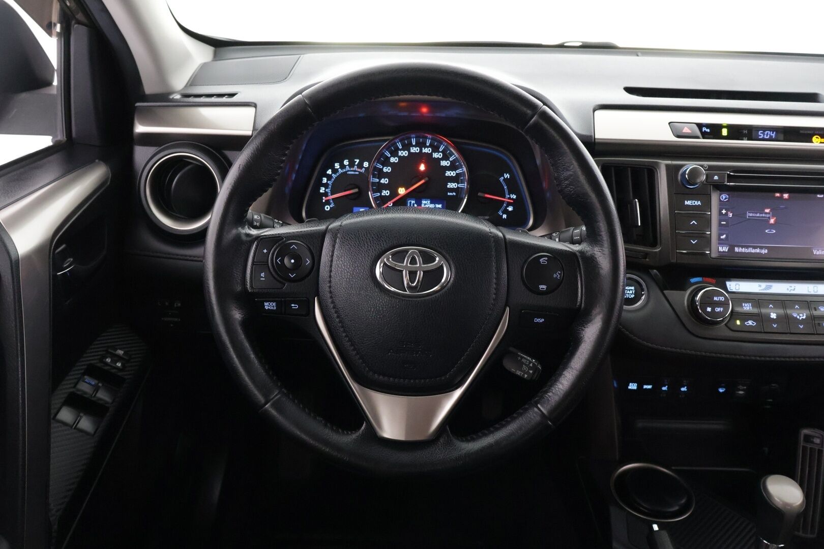 Toyota RAV4 2013 2,0 Valvematic AWD Premium Multidrive S - Nahkapenkit / Irr. Koukku / Sähköinen kuljettajanpenkki / Tosi siisti! 