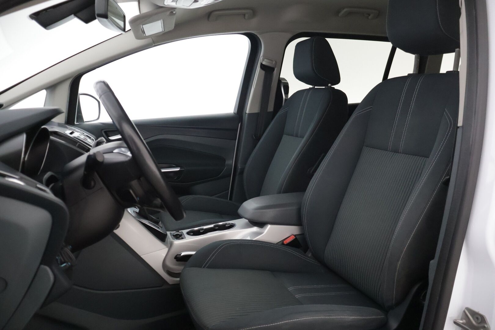 Ford Grand C-Max 2011 2,0 TDCi 140 hv PowerShift autom. Titanium A6 5-ovinen *YritysOulet - Myydään vain Yrityksille* - | Suomi-Auto | Autom.ilmastointi | Lohkolämmitin | Avaimeton käynnistys |