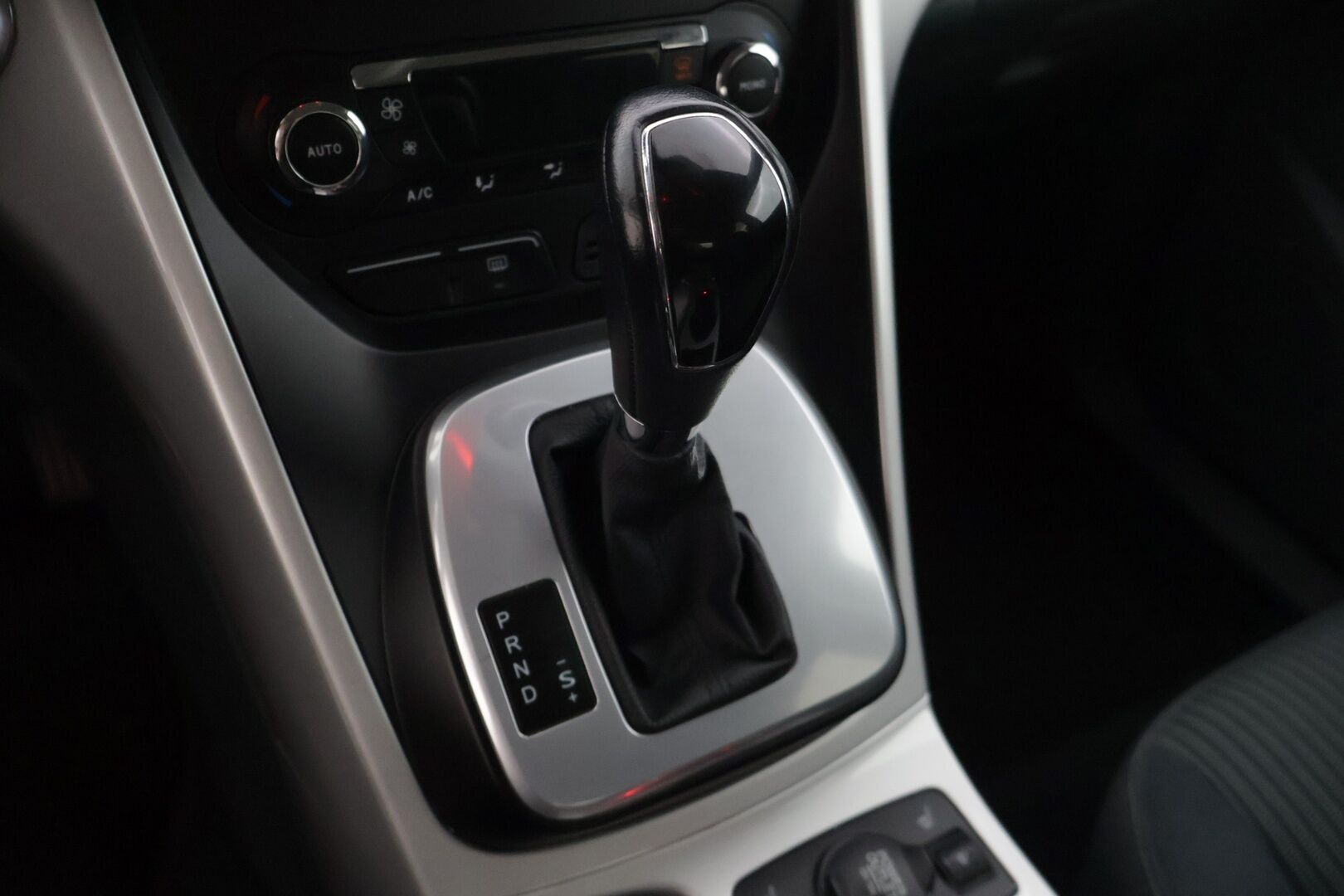 Ford Grand C-Max 2011 2,0 TDCi 140 hv PowerShift autom. Titanium A6 5-ovinen *YritysOulet - Myydään vain Yrityksille* - | Suomi-Auto | Autom.ilmastointi | Lohkolämmitin | Avaimeton käynnistys |