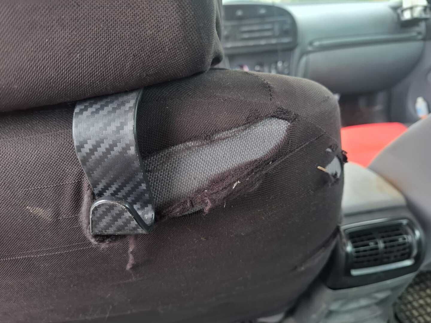 Saab 9-3 2003 * MYYDÄÄN HUUTOKAUPAT.COM *