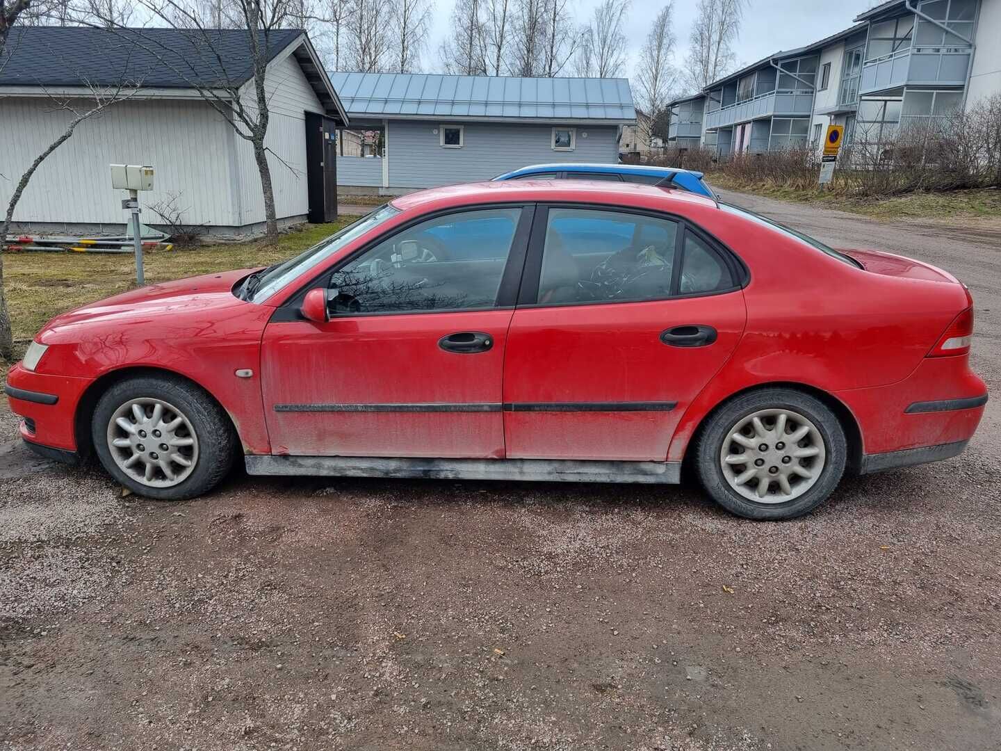 Saab 9-3 2003 * MYYDÄÄN HUUTOKAUPAT.COM *