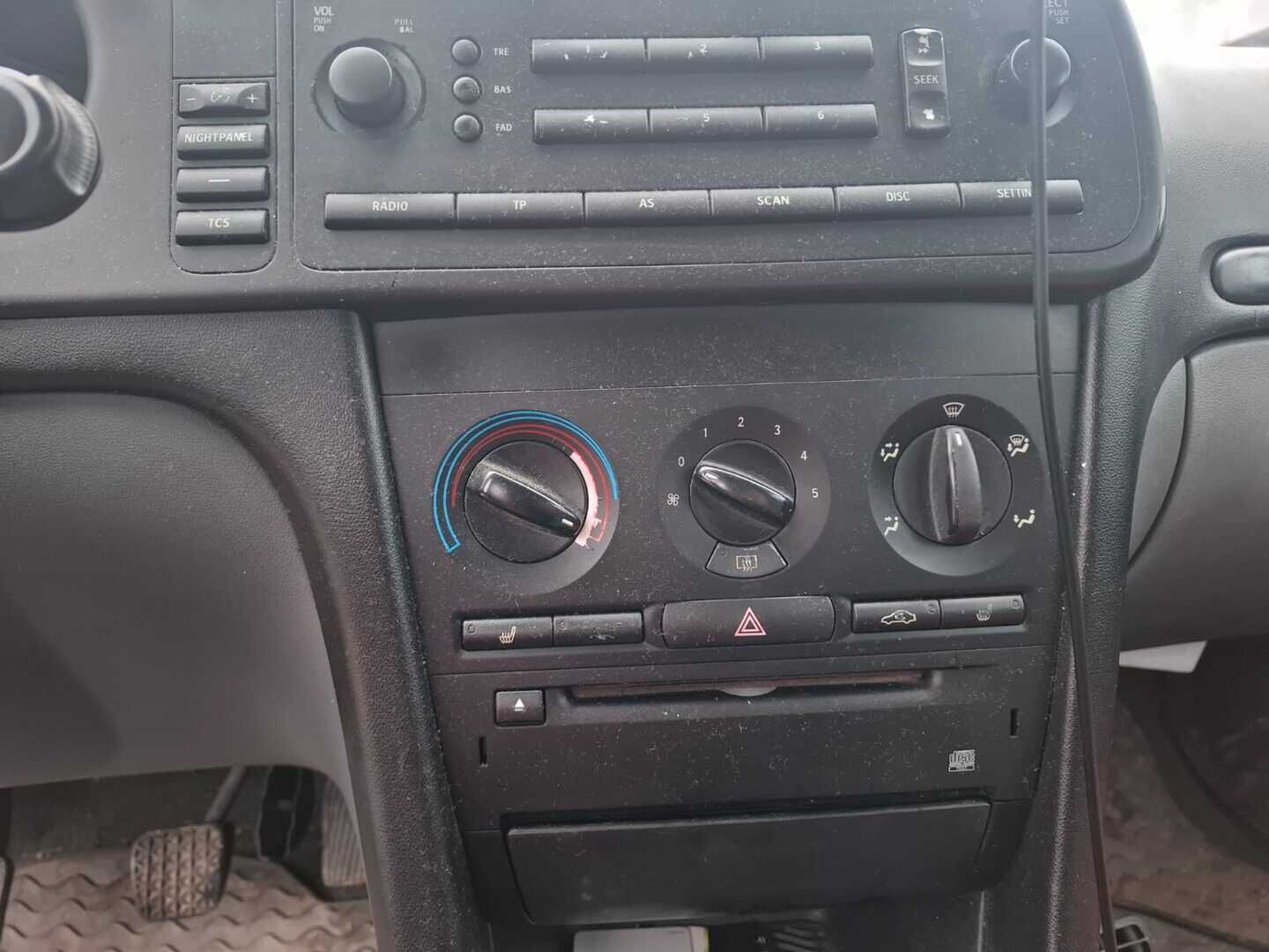 Saab 9-3 2003 * MYYDÄÄN HUUTOKAUPAT.COM *