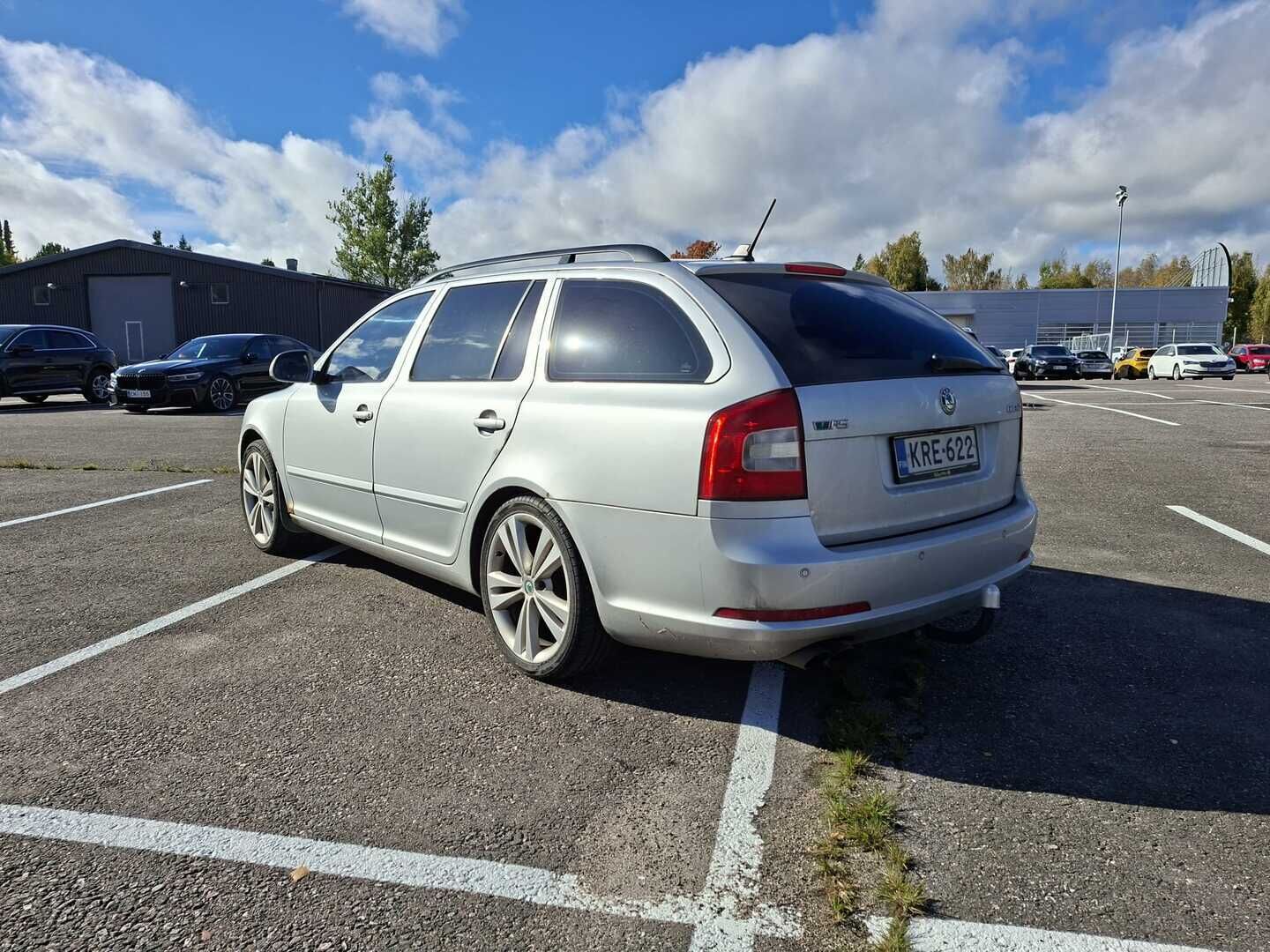 Skoda Octavia 2012 Combi 2,0 TDI 170 RS DSG Autom. - Myydään  Huutokaupat.com - Navi | Bluetooth | Nahkaverhoilu | Vakkari | 2x Aluvanteet hyvillä renkailla