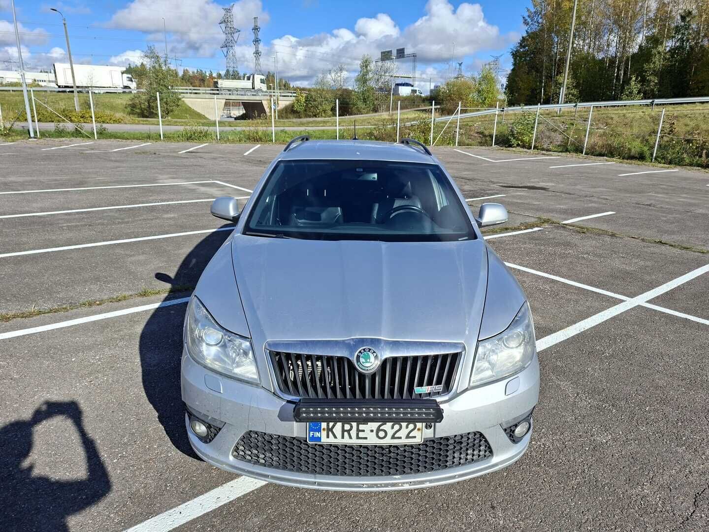 Skoda Octavia 2012 Combi 2,0 TDI 170 RS DSG Autom. - Myydään  Huutokaupat.com - Navi | Bluetooth | Nahkaverhoilu | Vakkari | 2x Aluvanteet hyvillä renkailla