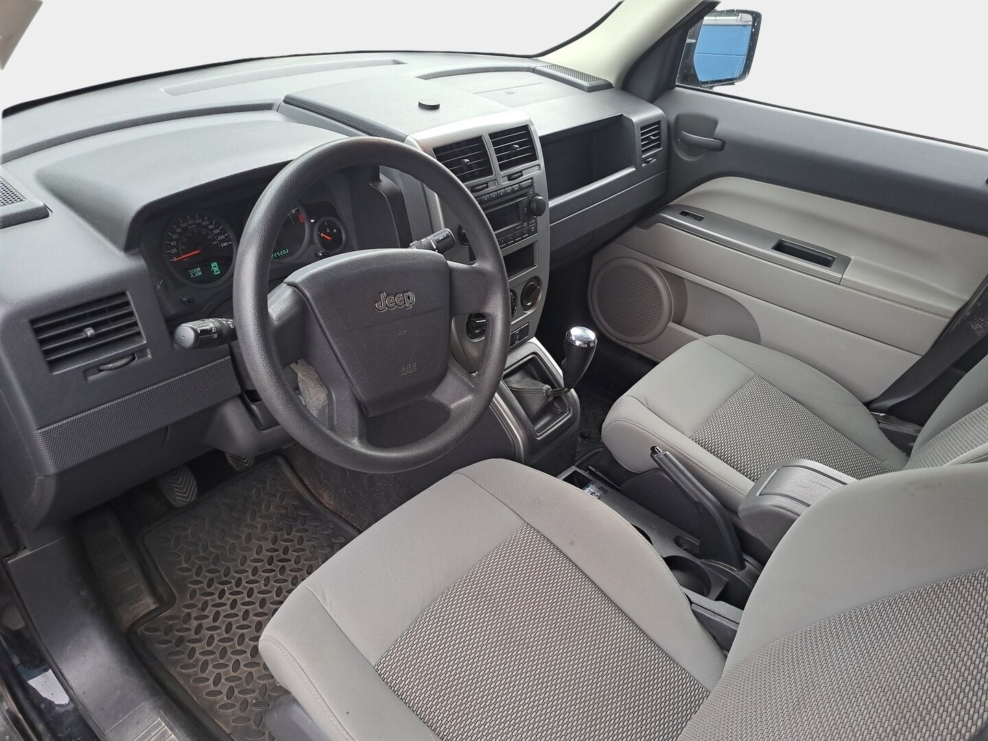 Jeep Patriot 2007 2,4 M5 Limited - | Tämä auto myydään YritysOutlet -valikoimasta vain yritykselle |