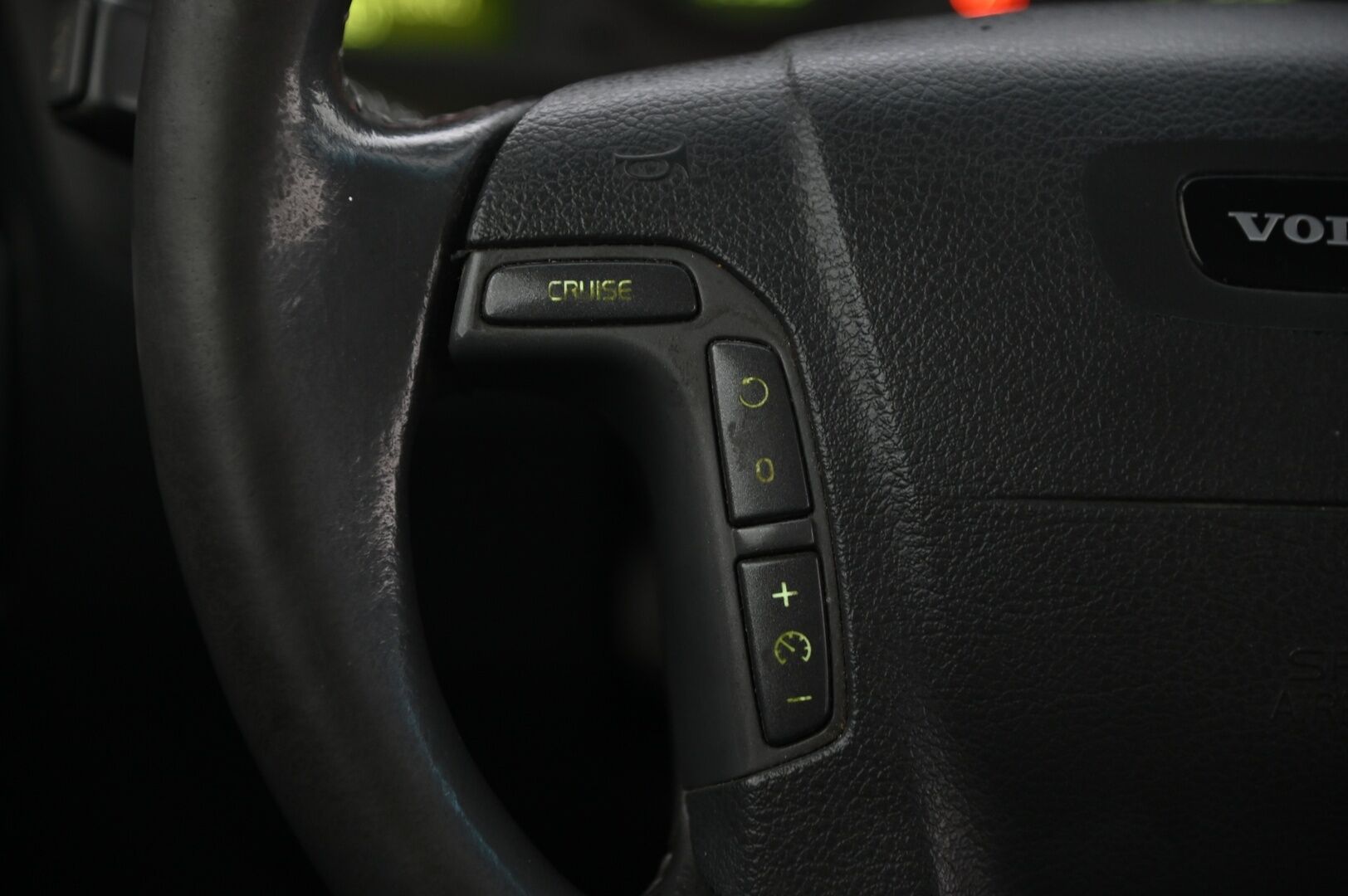 Volvo V70 2001 2,4T *Myydään Huutokaupat.com* - Myydään Huutokaupat.com