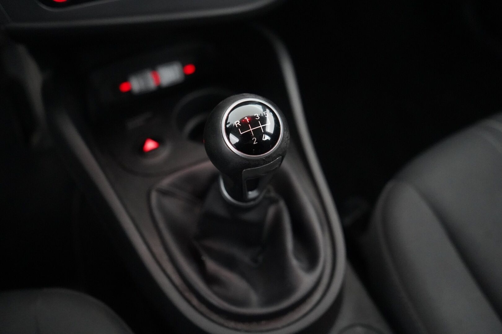 Seat Leon 2012 1,6 TDI Copa Plus - YritysOutlet - Myydään vain yrityksille - Suomi- auto | Lohkolämmitin | Vakkari | Navi | Koukku | Kahdet renkaat vanteineen | Huoltokirja