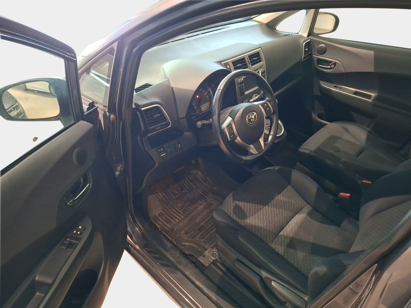 Toyota Verso-S 2012 1,33 Dual VVT-i Stop & Start Linea Sol Multidrive S - | P-Kamera | Vakkari | Navi | Lohko.S.Pistoke | Suomi-auto |  