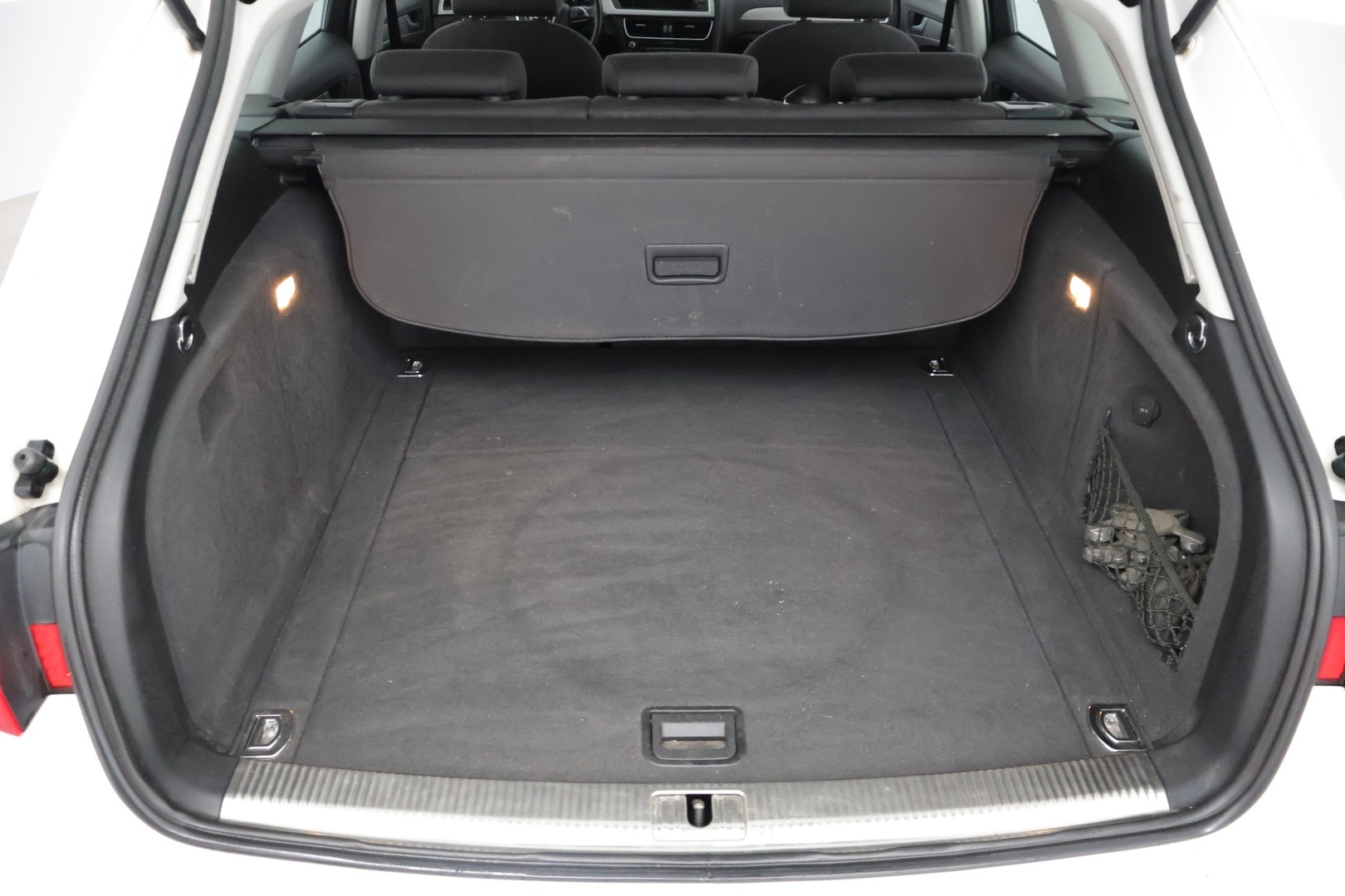 Audi A4 2012 Avant Business 1,8 TFSI 125 kW * / Yritys-outlet - myydään vain yrityksille! / Suomi-auto / Vakkari / P-tutkat / Lohkolämmitin / Xenon / * - Yritys outlet - Myydään vain yrityksille! Suomi-auto - HULLUT AVAJAISHULINAT KORKOTARJOUS 3,29 %